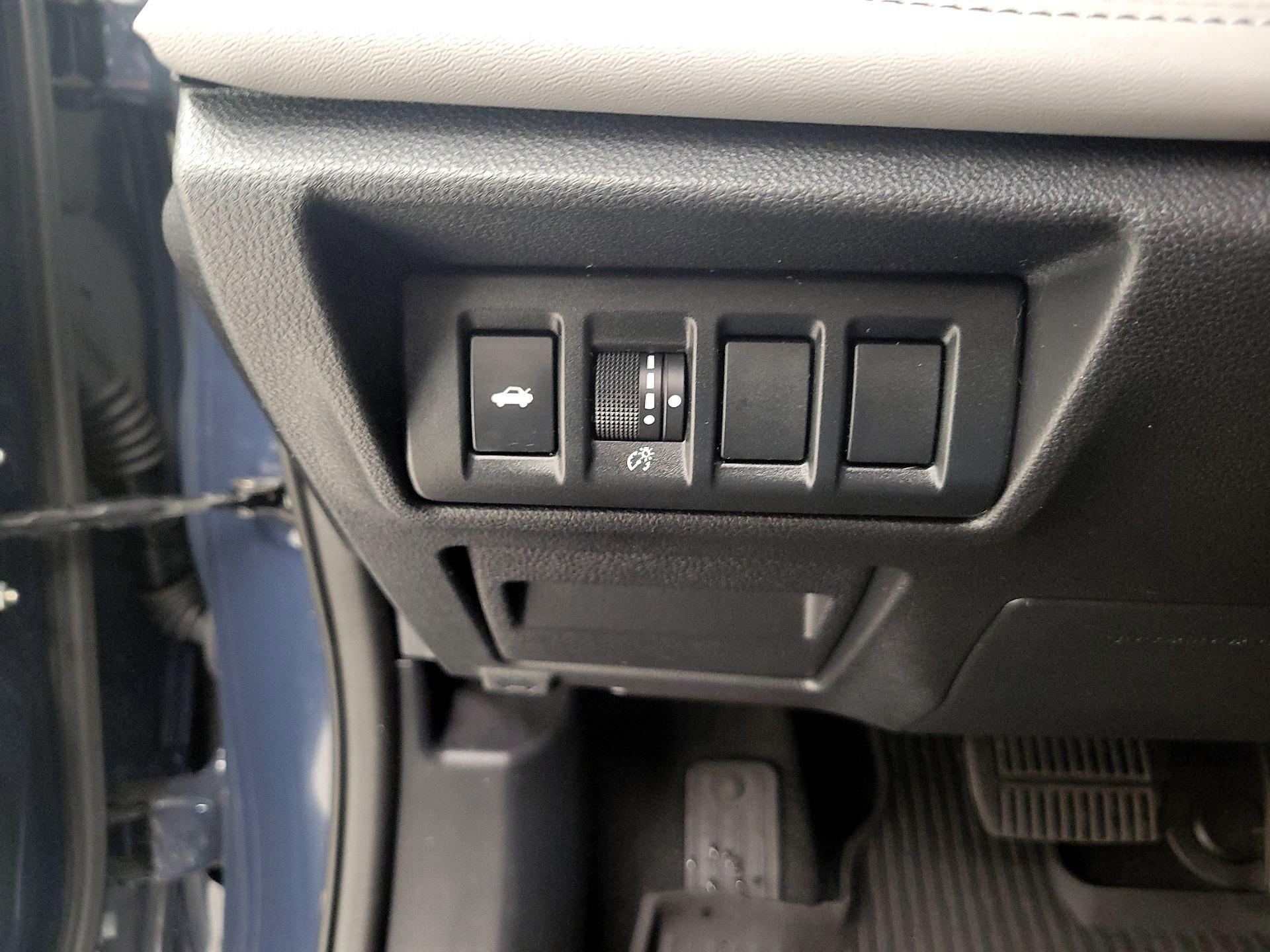 Thumbnail: 2023 Subaru Legacy - 13