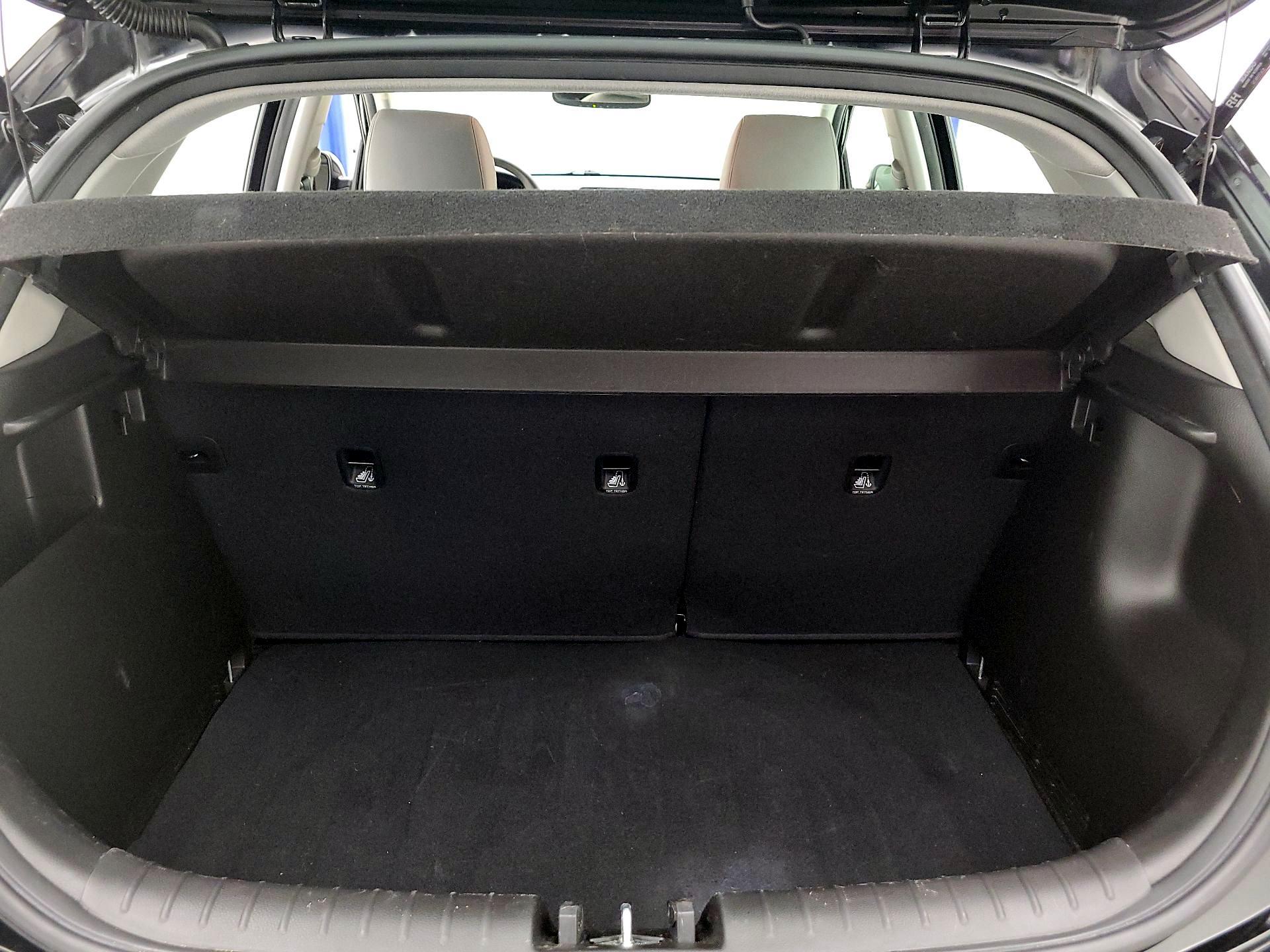 Thumbnail: 2023 Kia Rio - 20