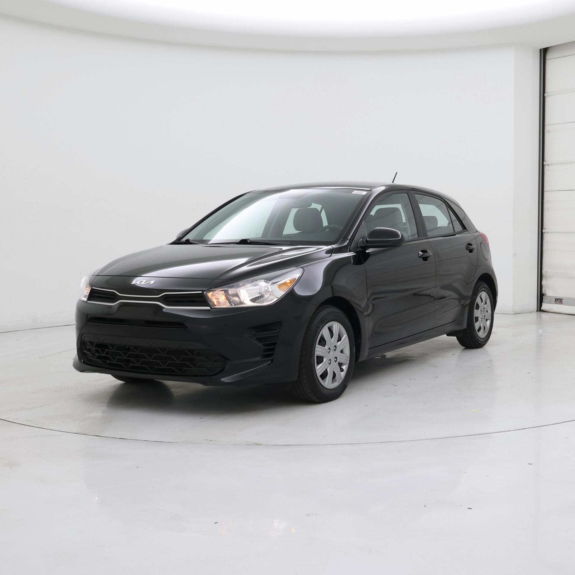 Thumbnail: 2023 Kia Rio - 4