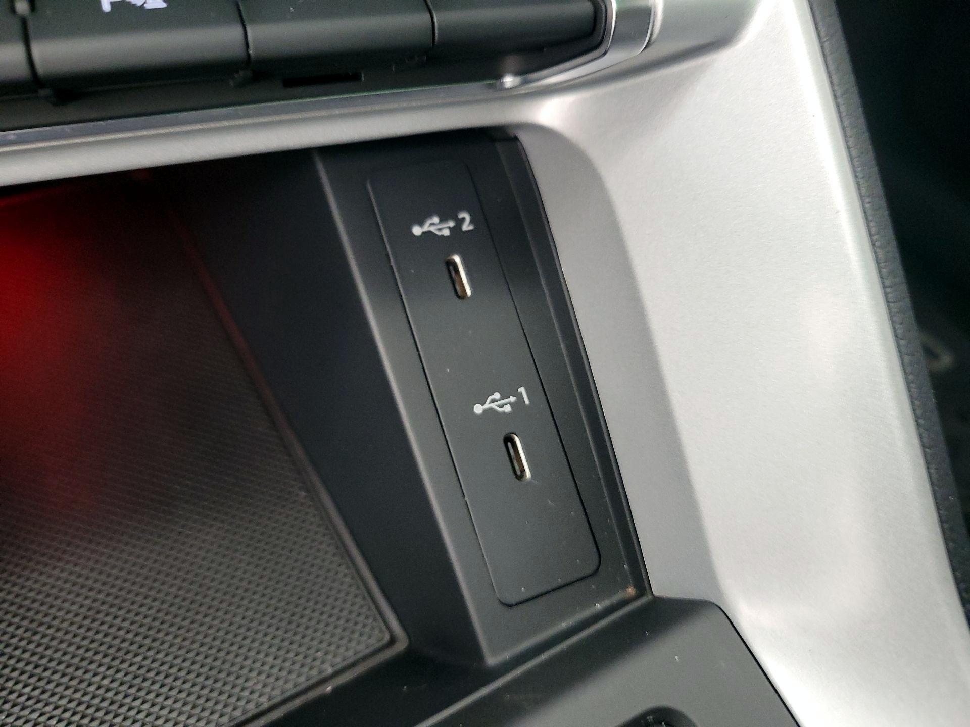 Thumbnail: 2022 Audi Q3 - 18