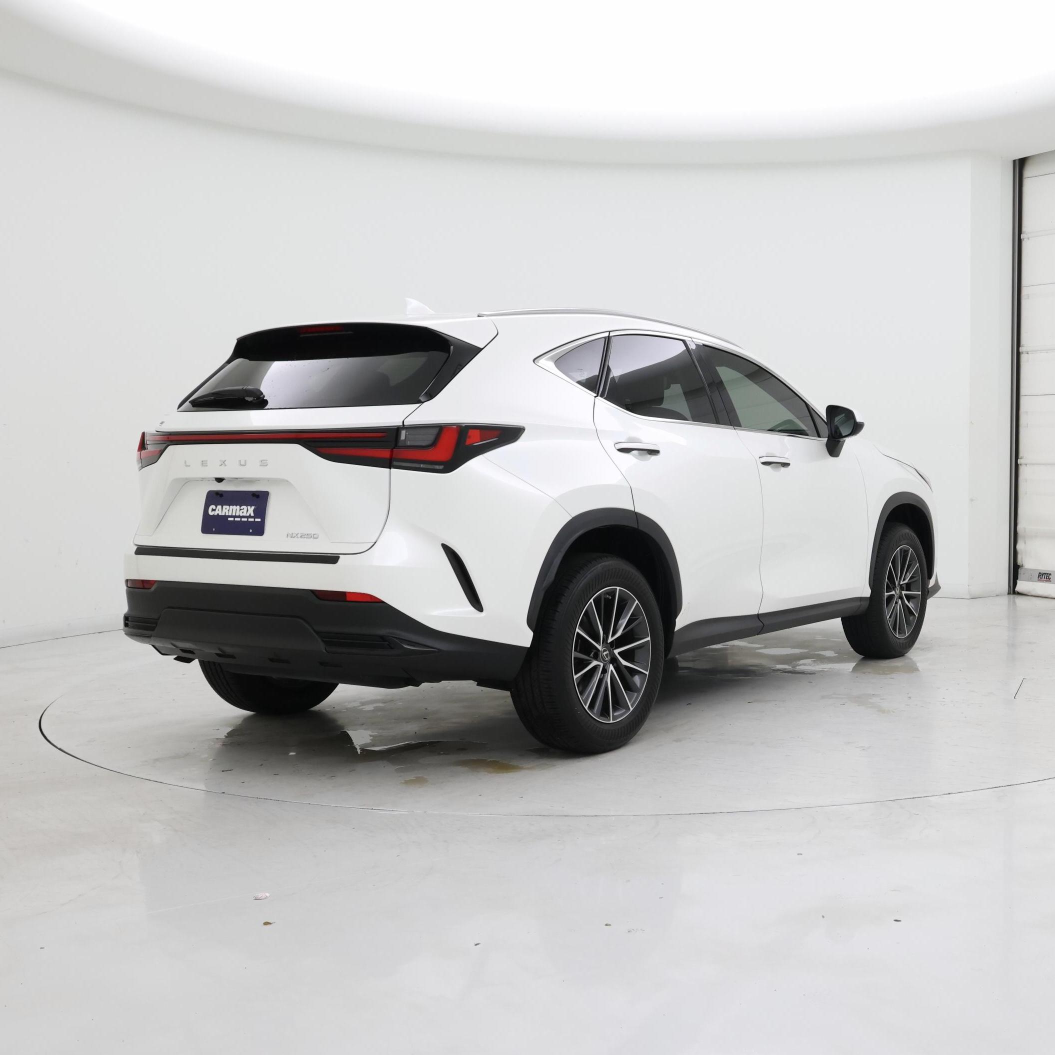 Thumbnail: 2022 Lexus NX - 8