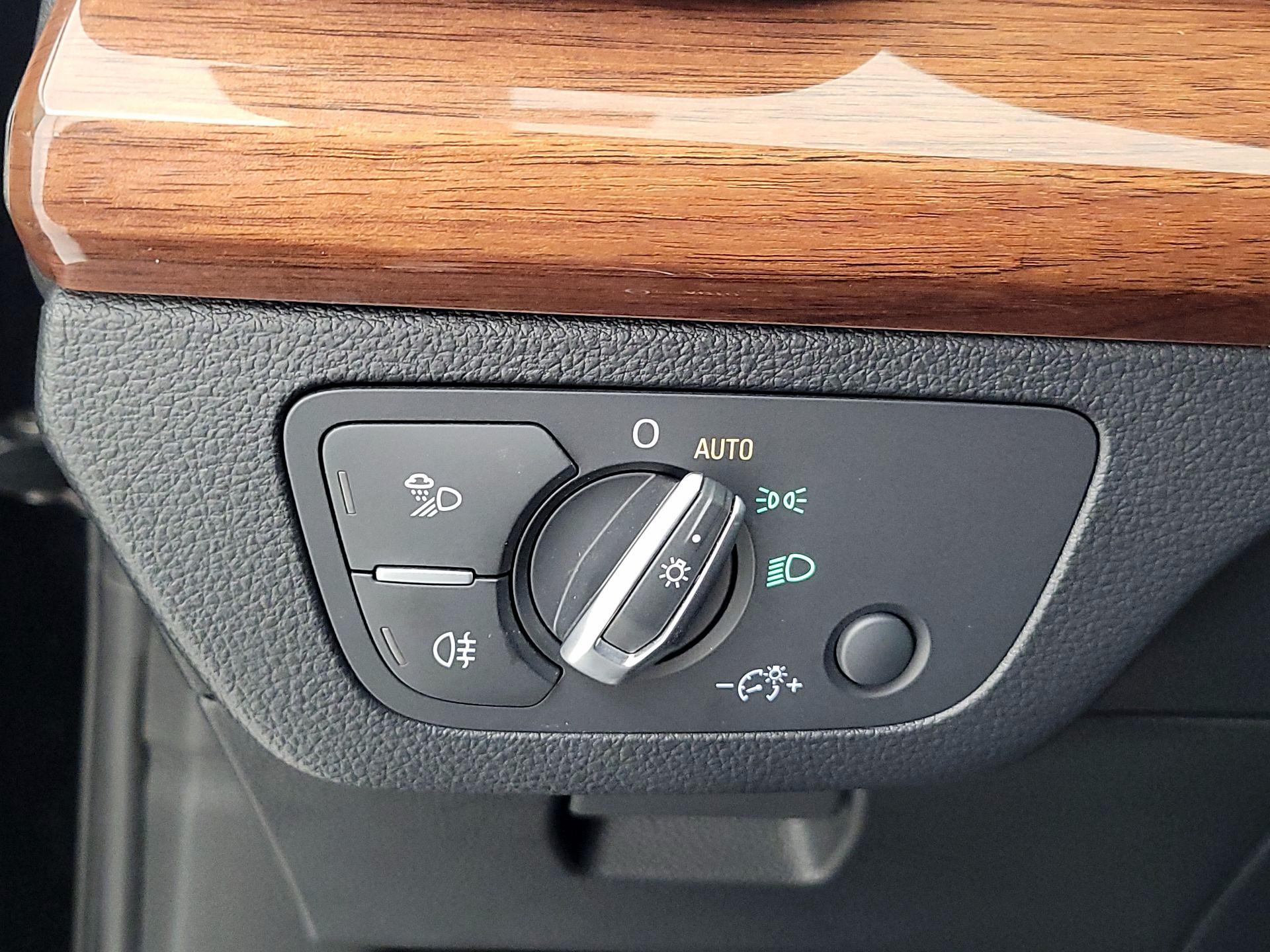 Thumbnail: 2023 Audi Q5 - 13