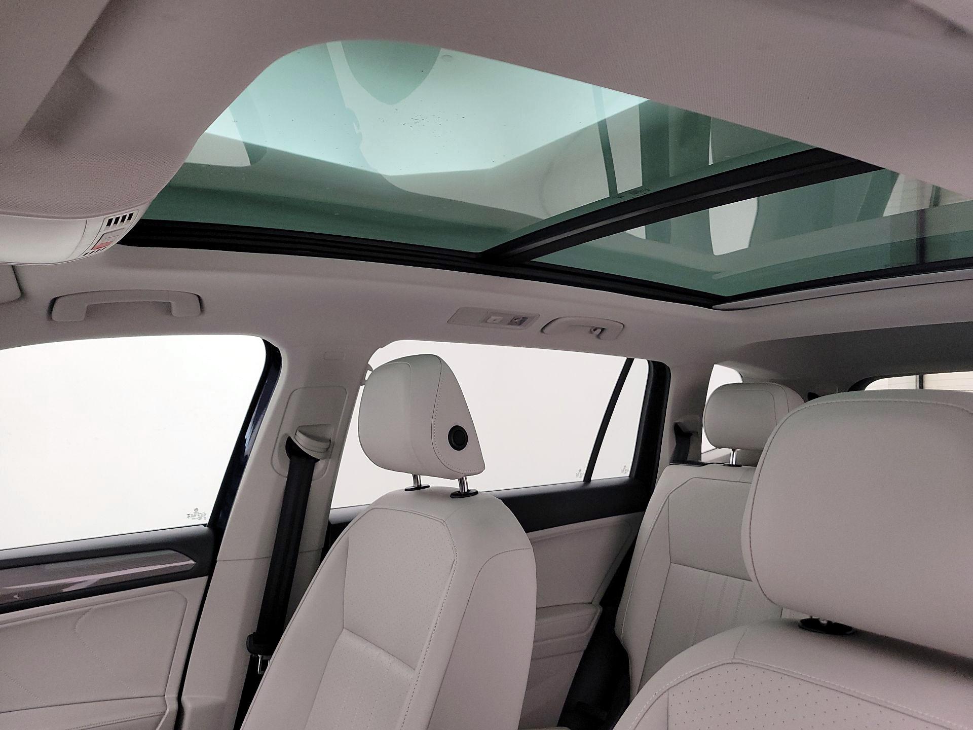 Thumbnail: 2023 Volkswagen Tiguan - 19