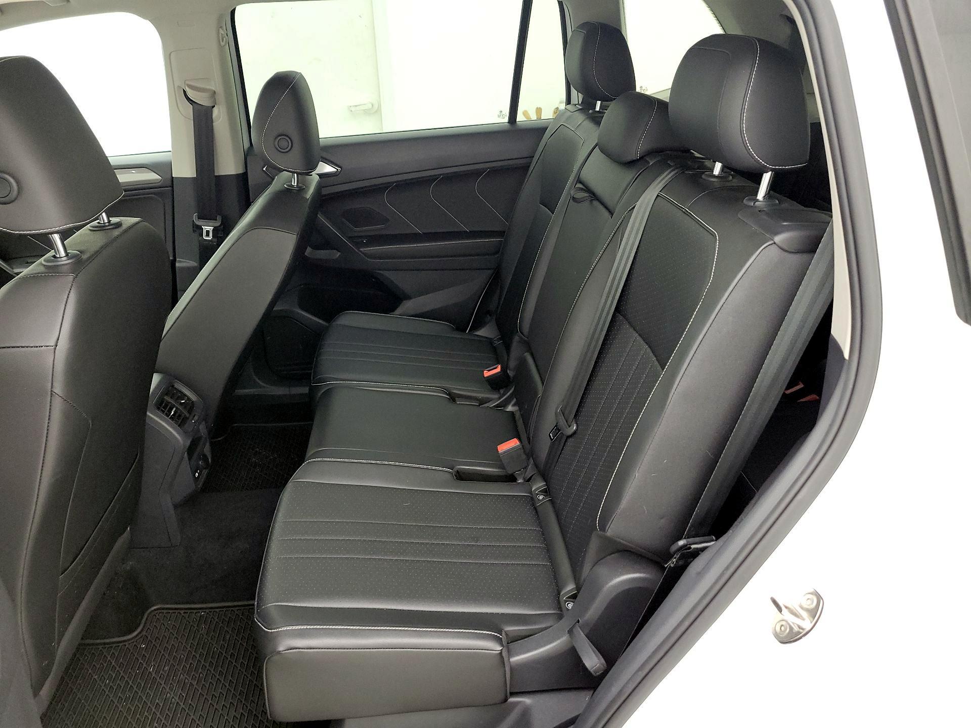 Thumbnail: 2022 Volkswagen Tiguan - 20