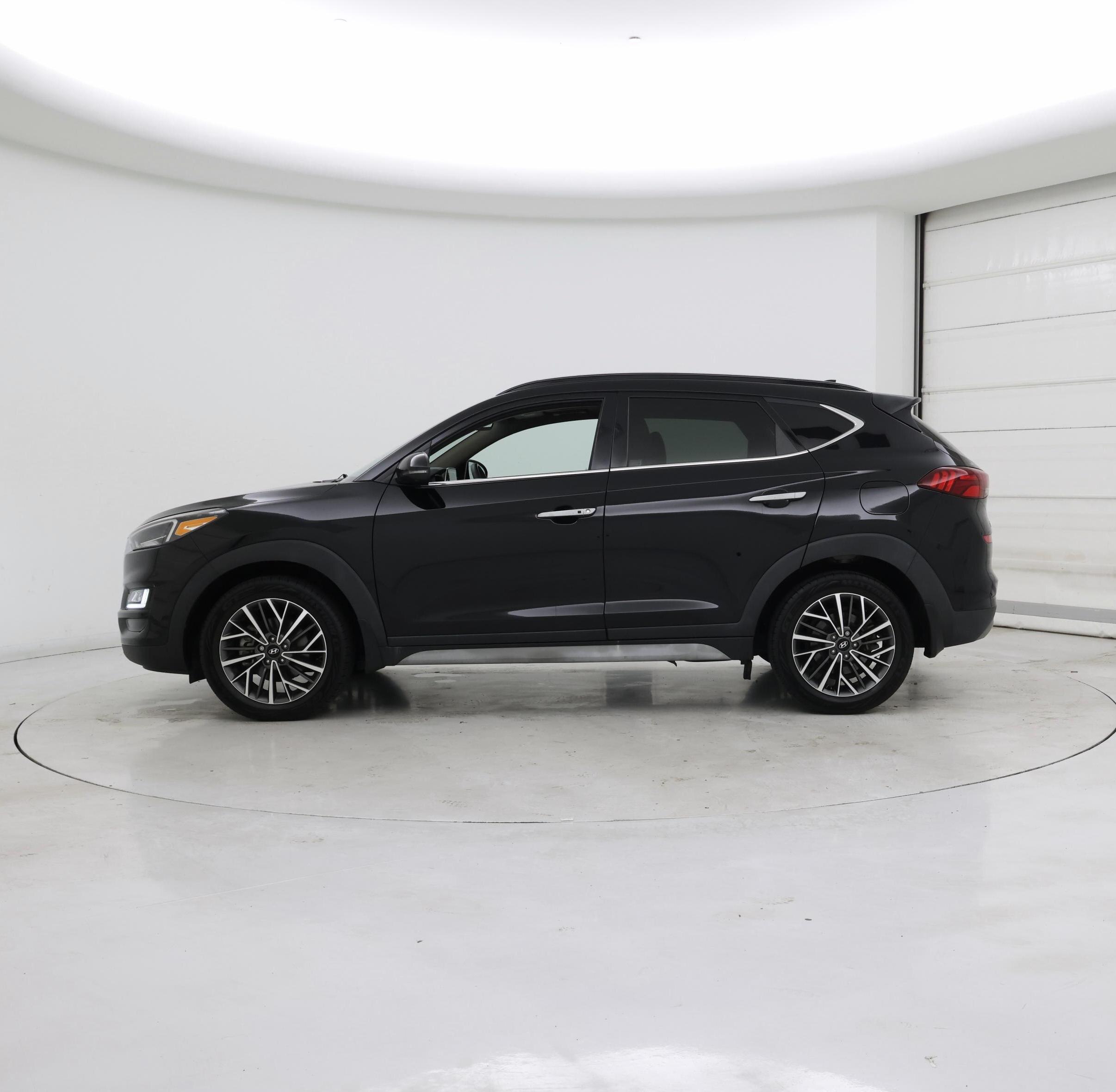 Thumbnail: 2020 Hyundai Tucson - 3