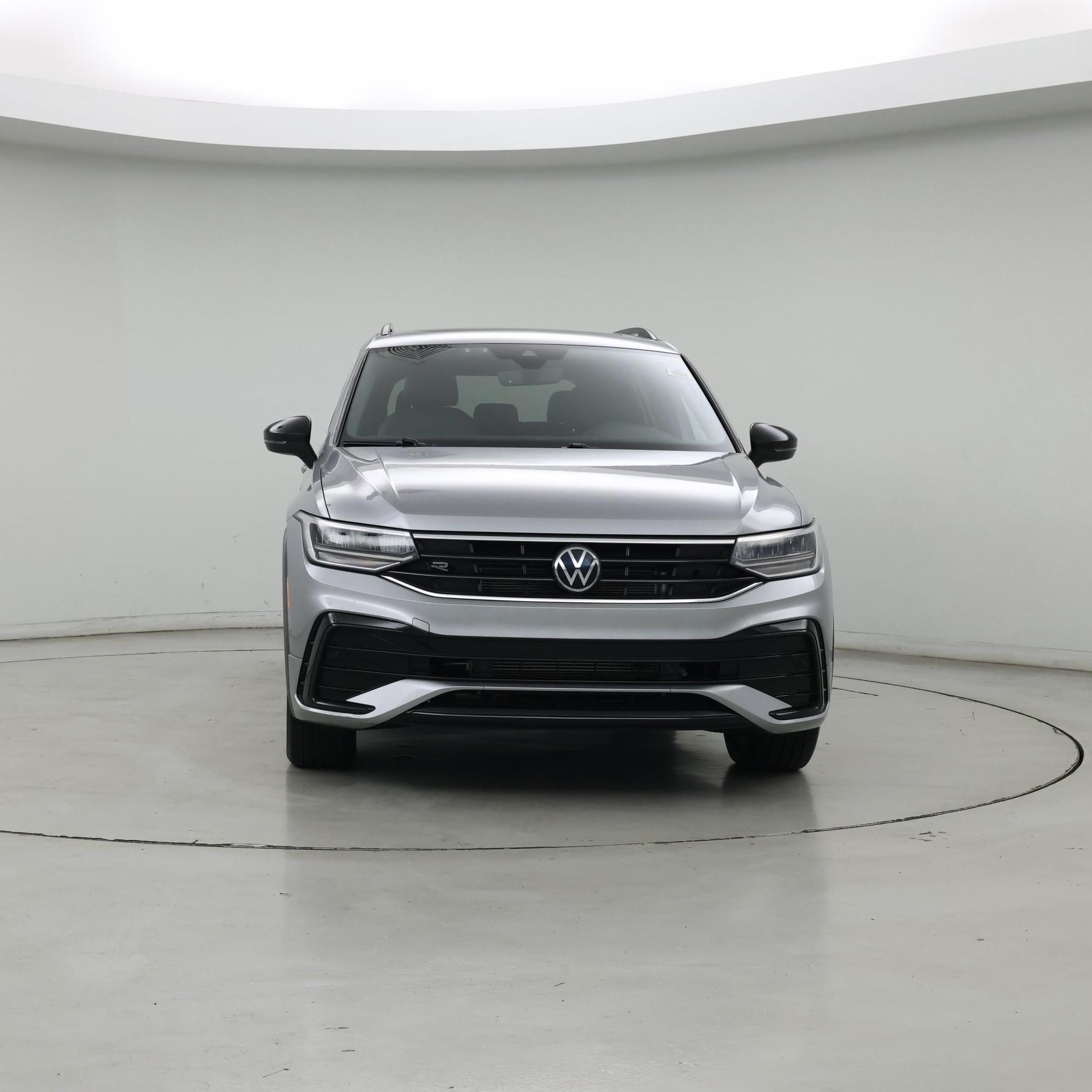 Thumbnail: 2022 Volkswagen Tiguan - 5