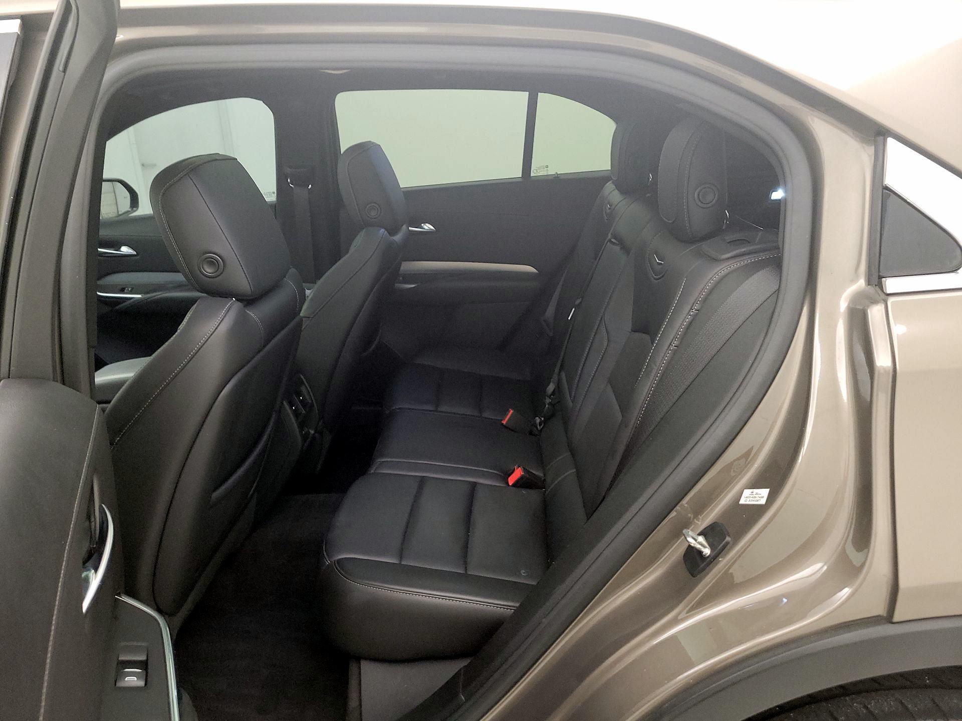 Thumbnail: 2020 Cadillac XT4 - 20