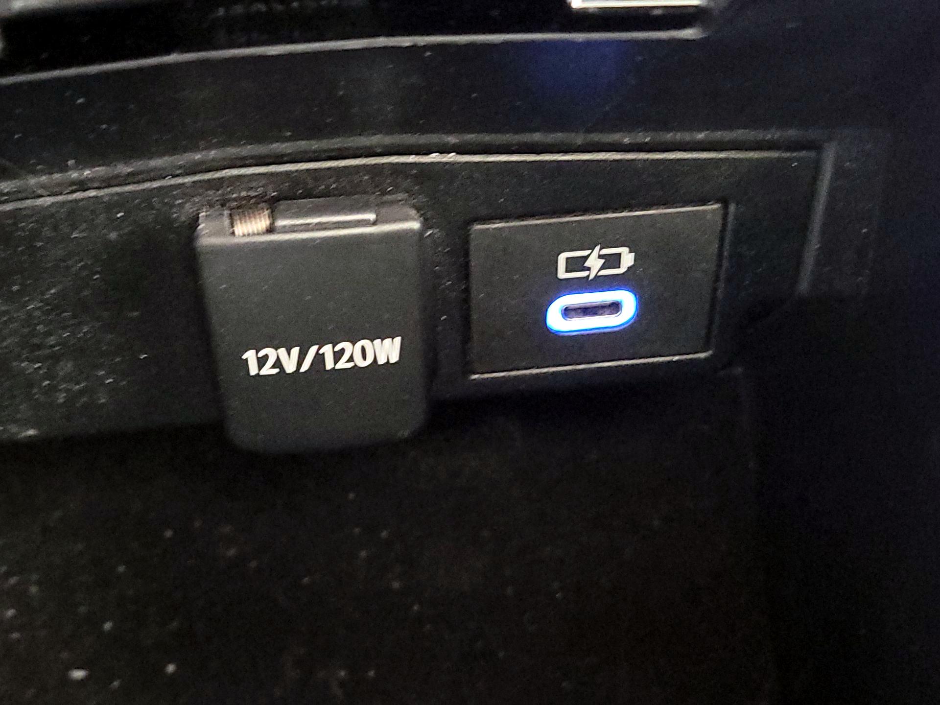 Thumbnail: 2022 Toyota Corolla - 18