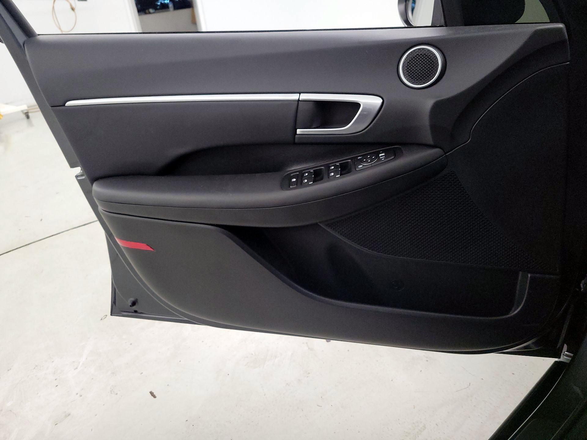 Thumbnail: 2023 Hyundai Sonata - 12