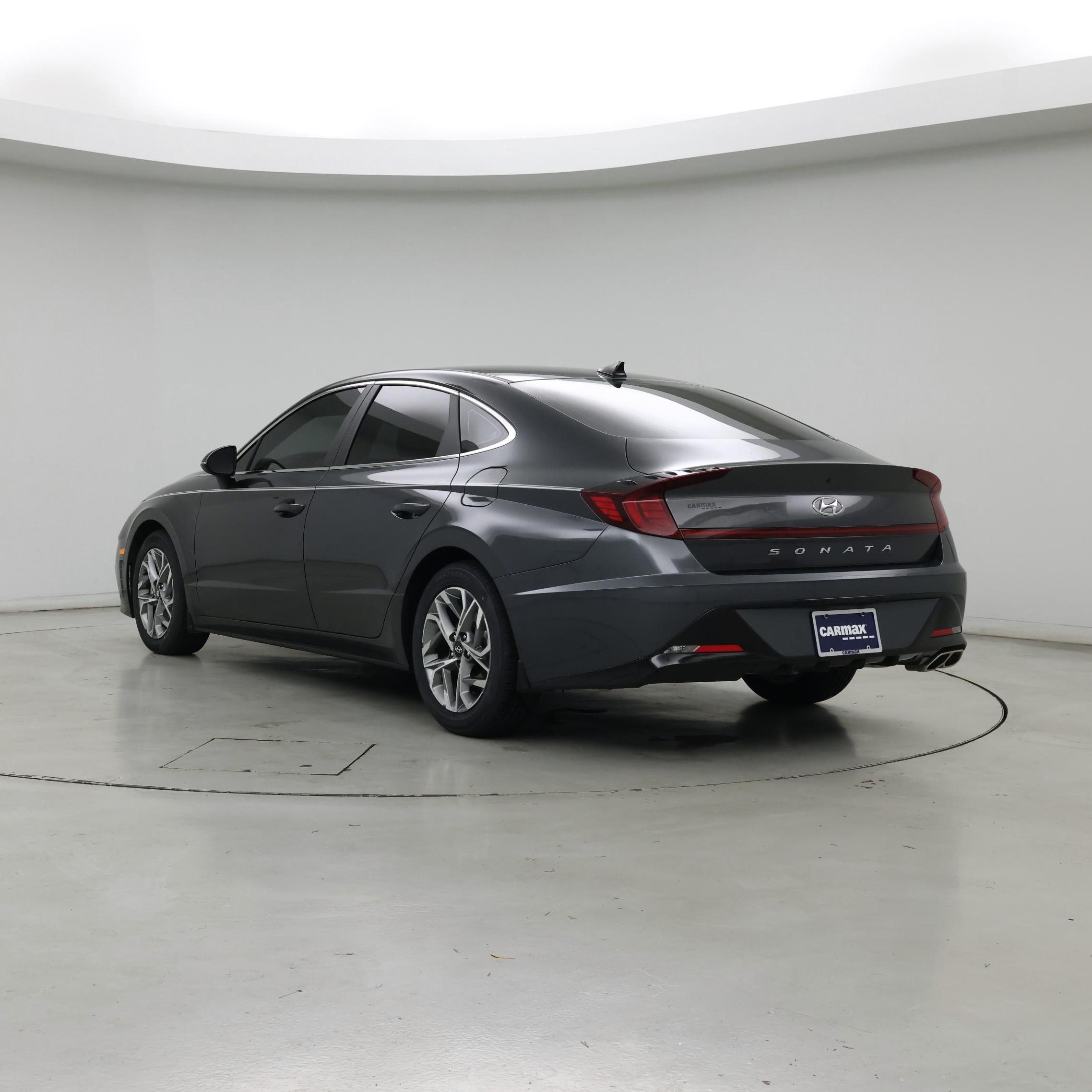 Thumbnail: 2023 Hyundai Sonata - 2