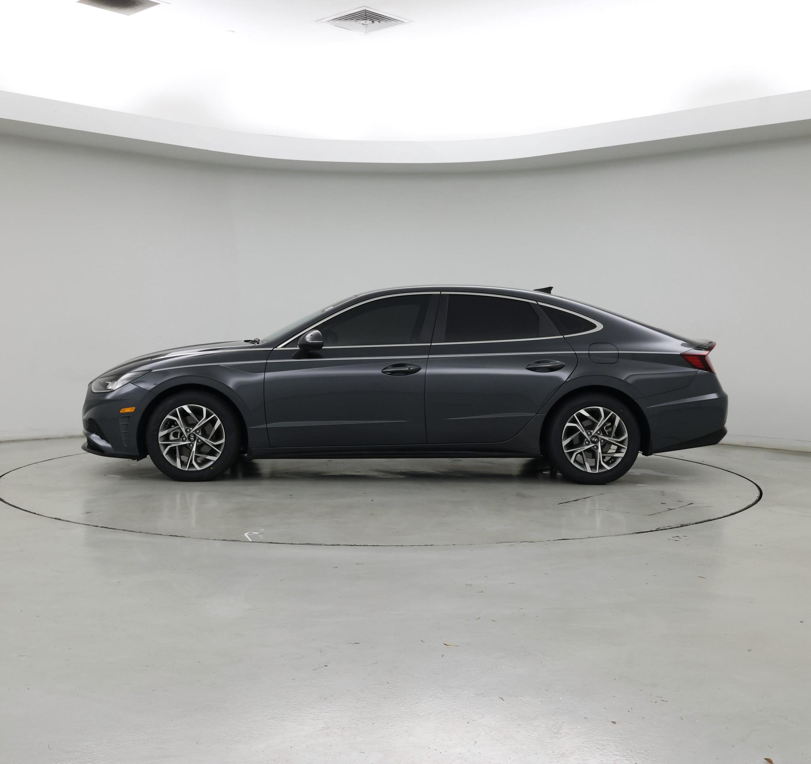 Thumbnail: 2023 Hyundai Sonata - 3