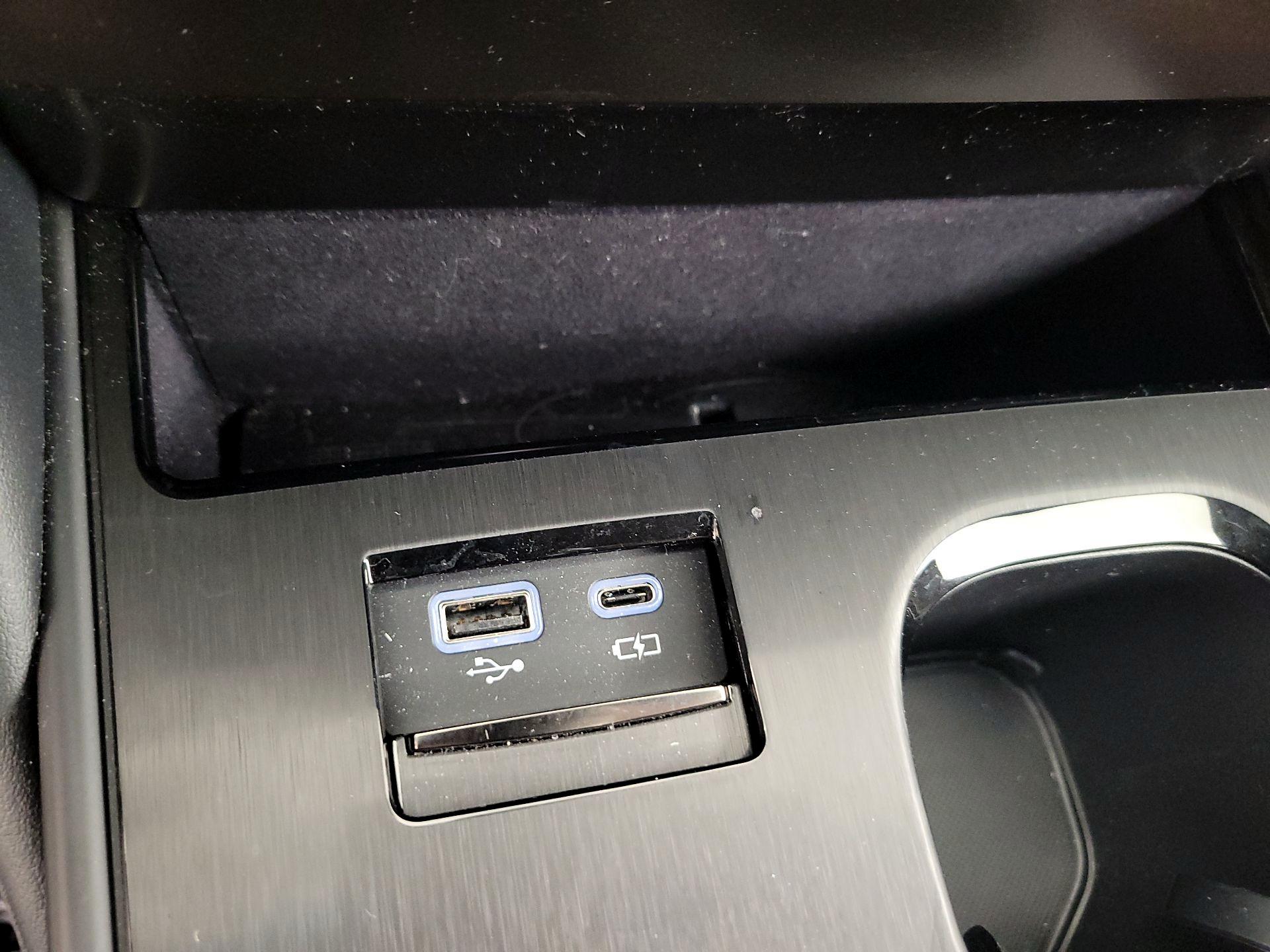 Thumbnail: 2023 Lexus ES - 19