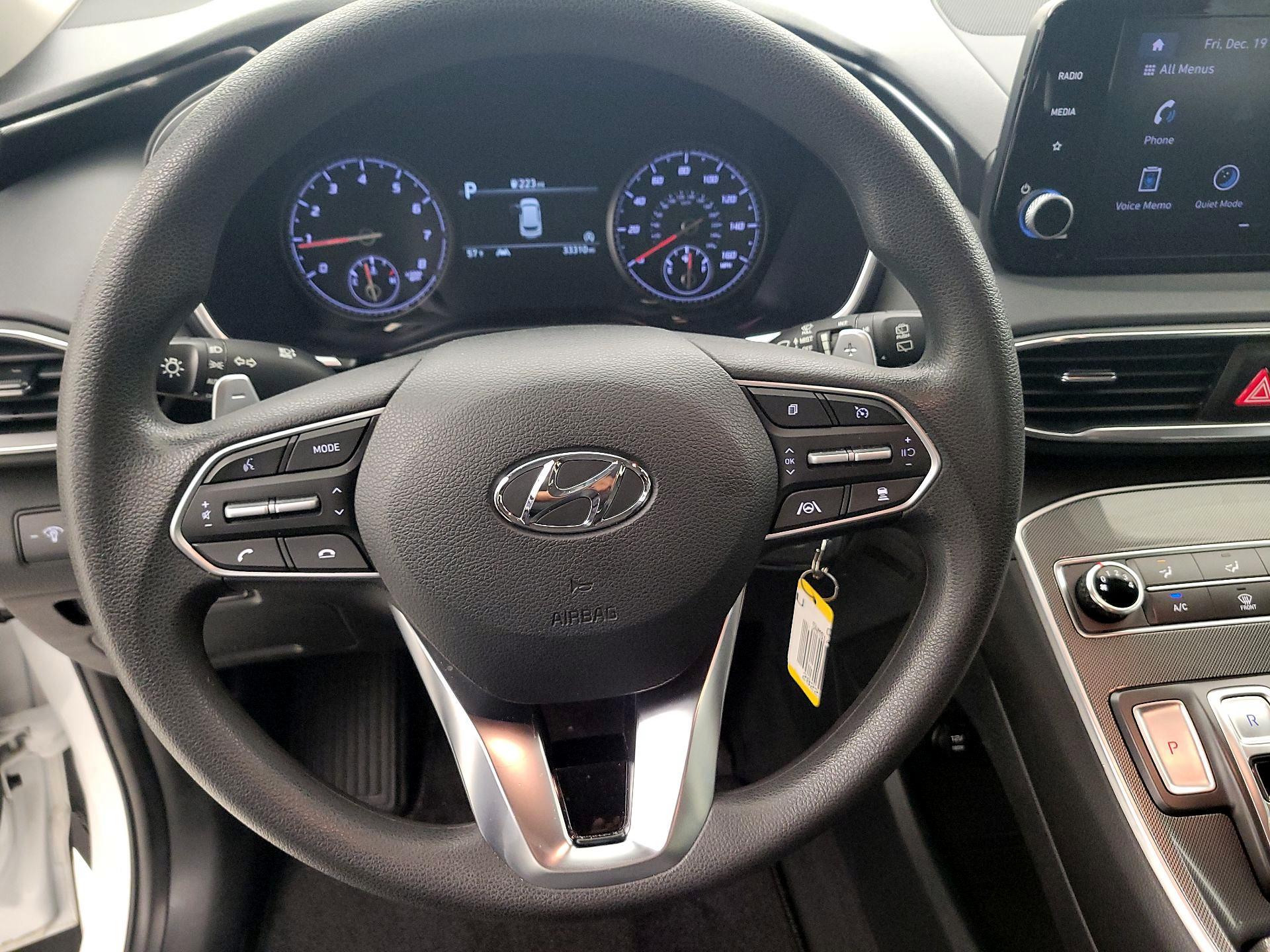 Thumbnail: 2023 Hyundai Santa Fe - 10