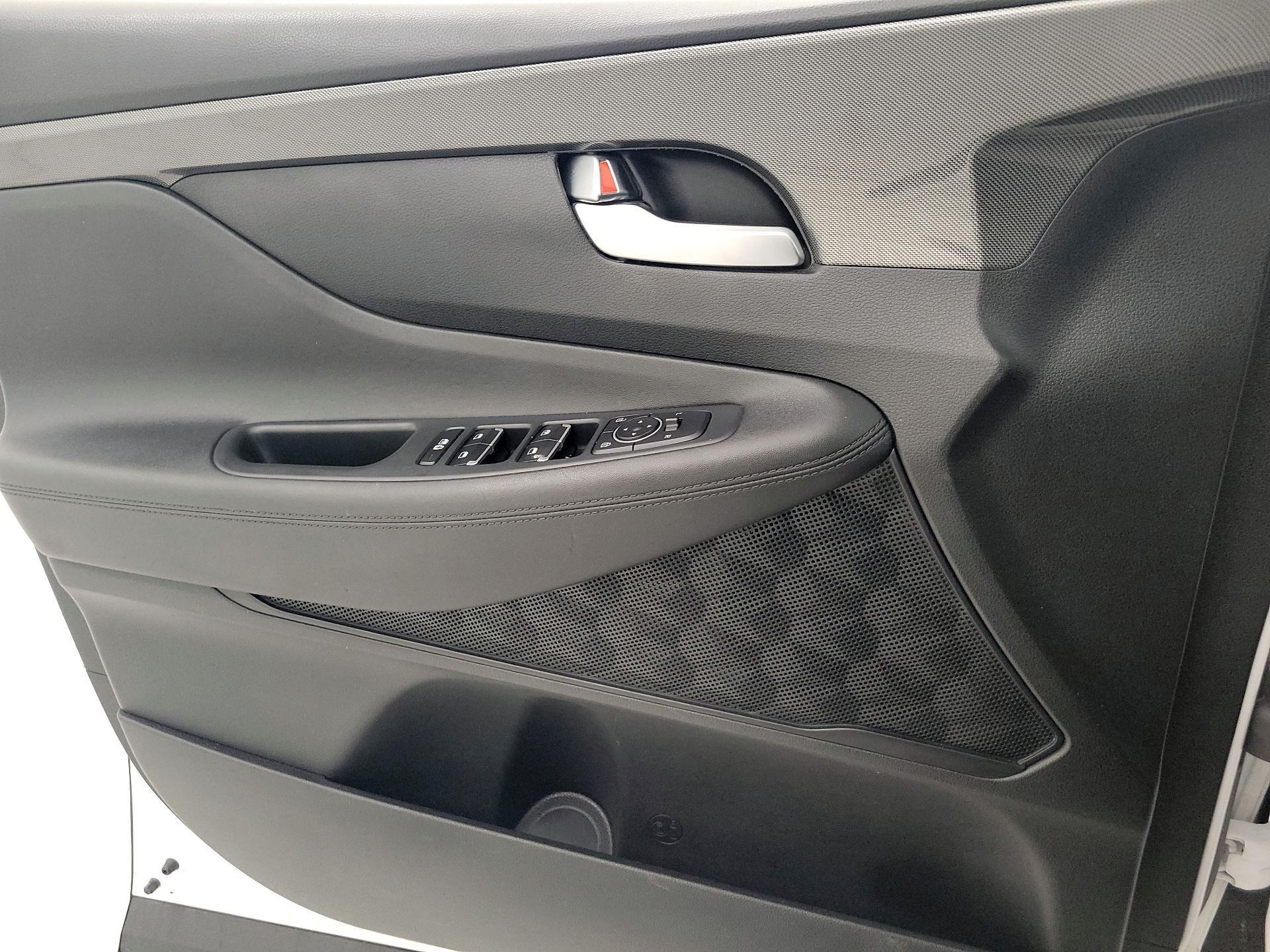 Thumbnail: 2023 Hyundai Santa Fe - 12