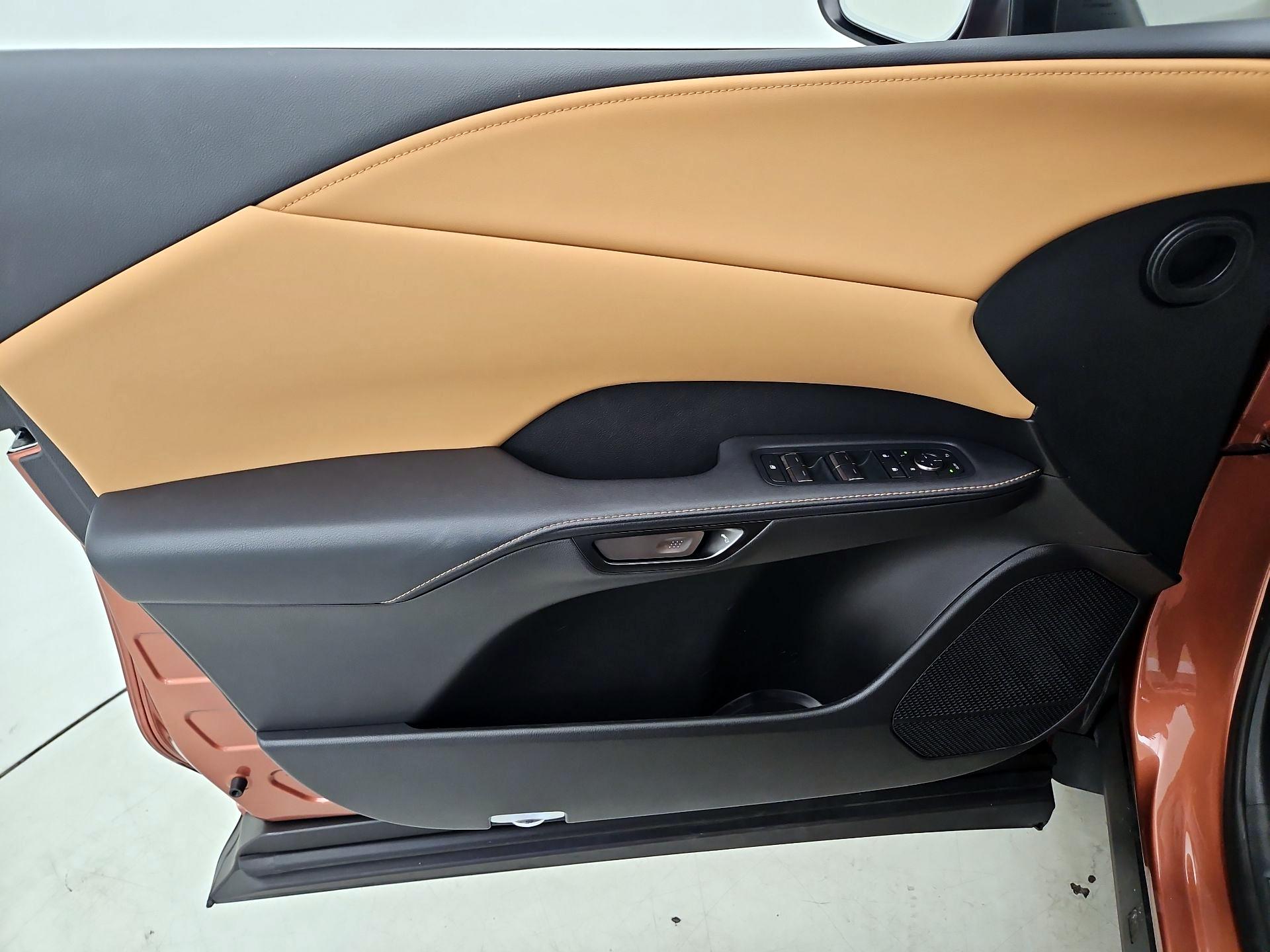 Thumbnail: 2024 Lexus RX - 12