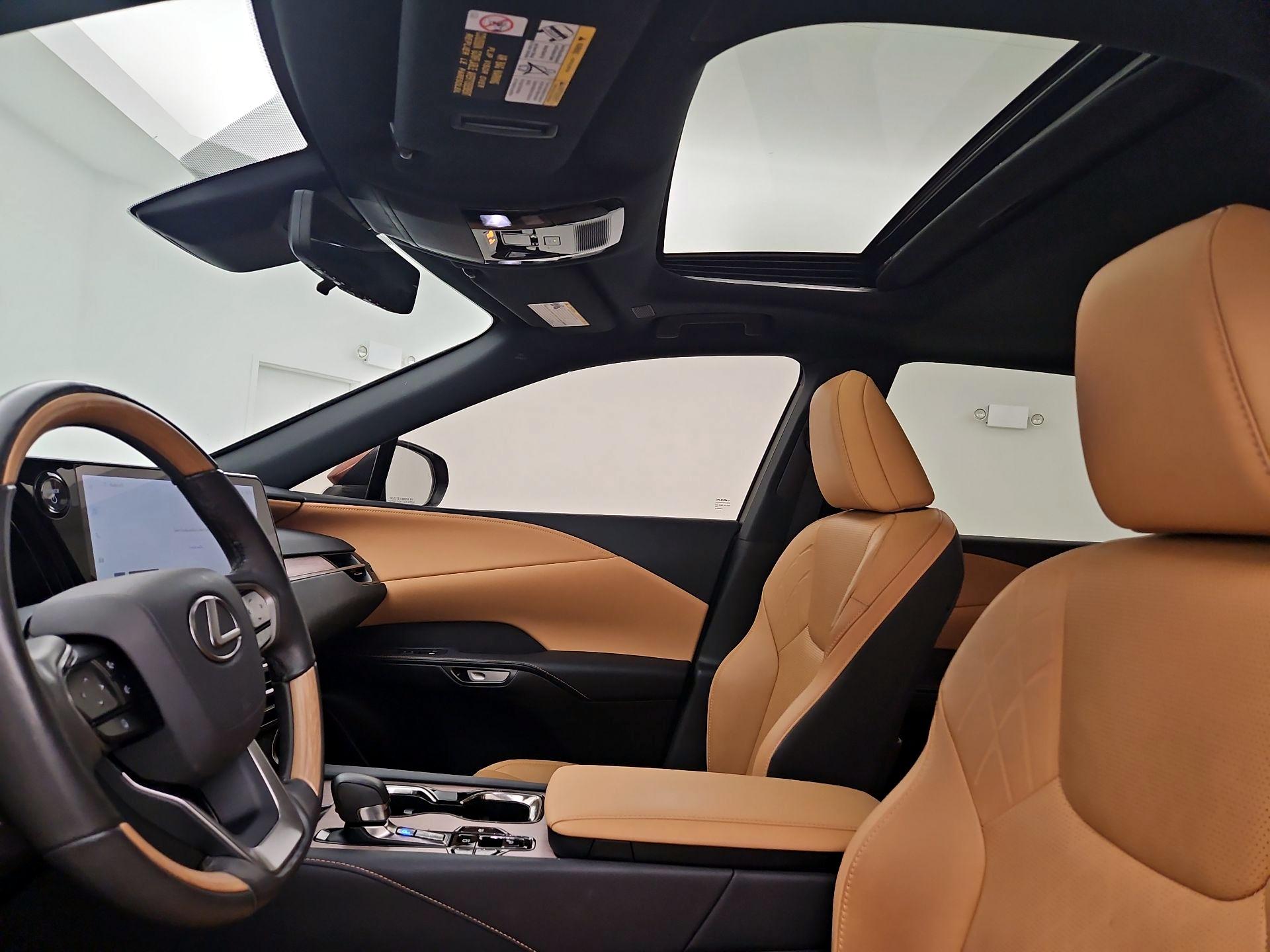 Thumbnail: 2024 Lexus RX - 19