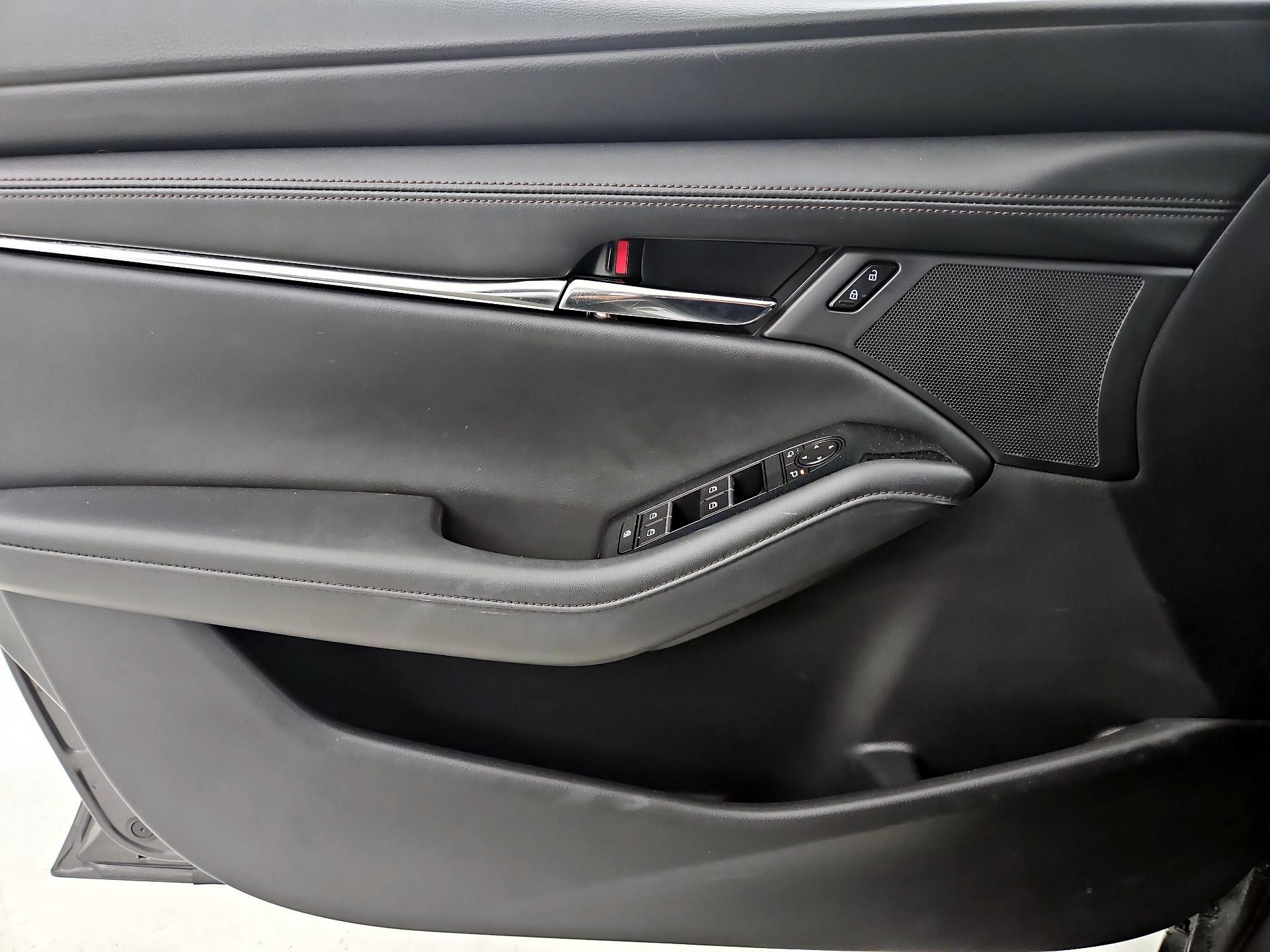 Thumbnail: 2021 Mazda Mazda3 - 12