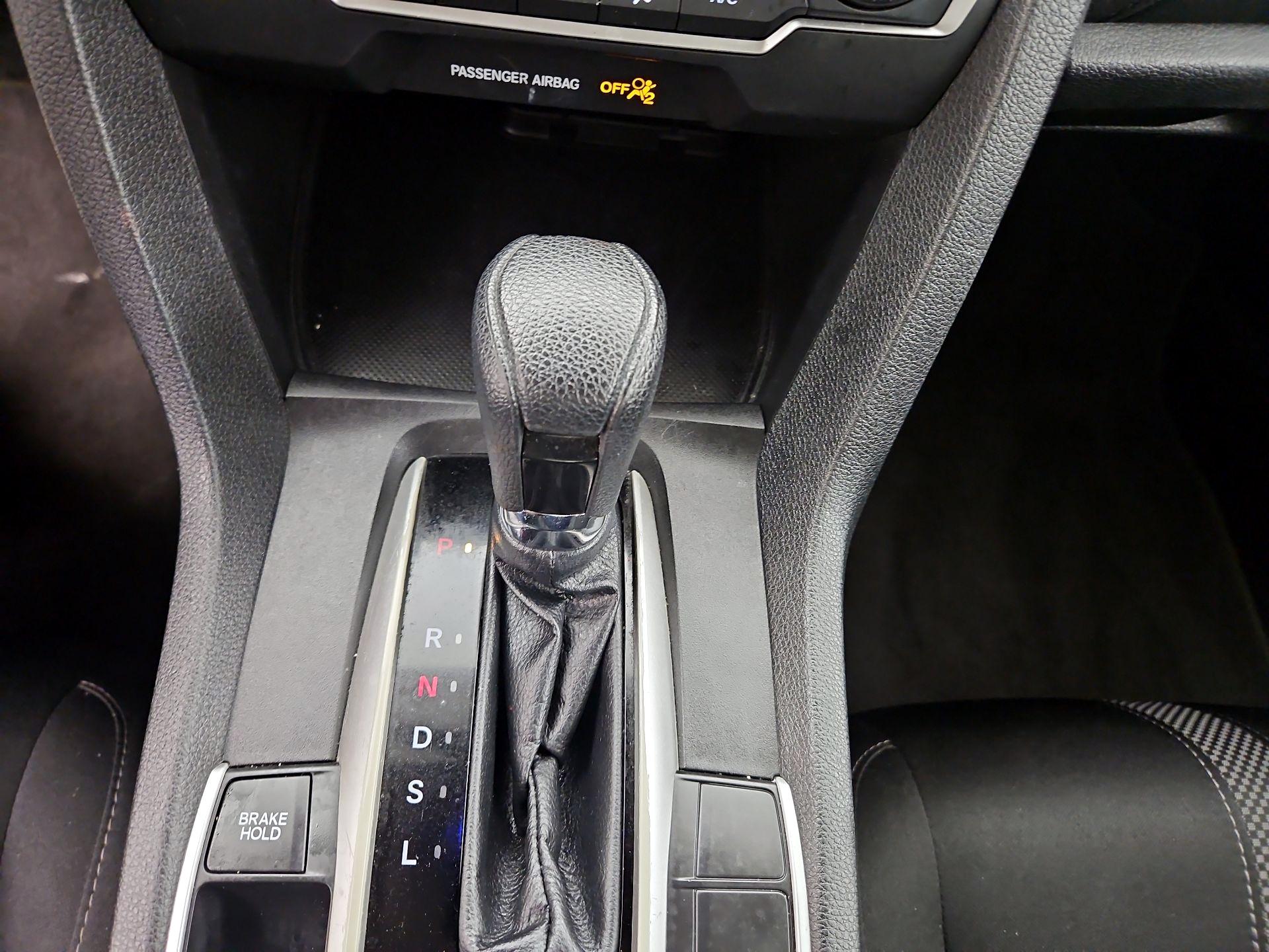 Thumbnail: 2019 Honda Civic - 17