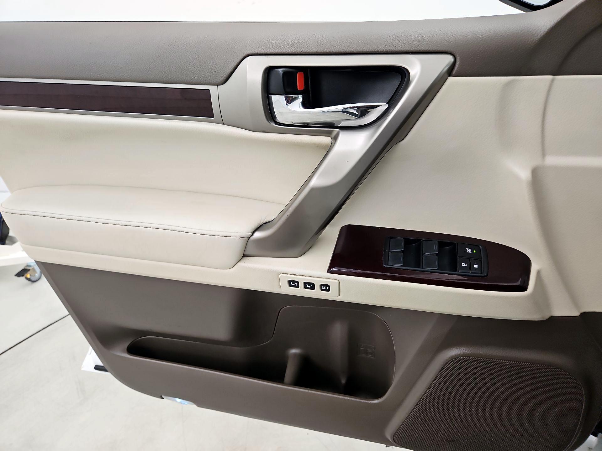 Thumbnail: 2019 Lexus GX - 12