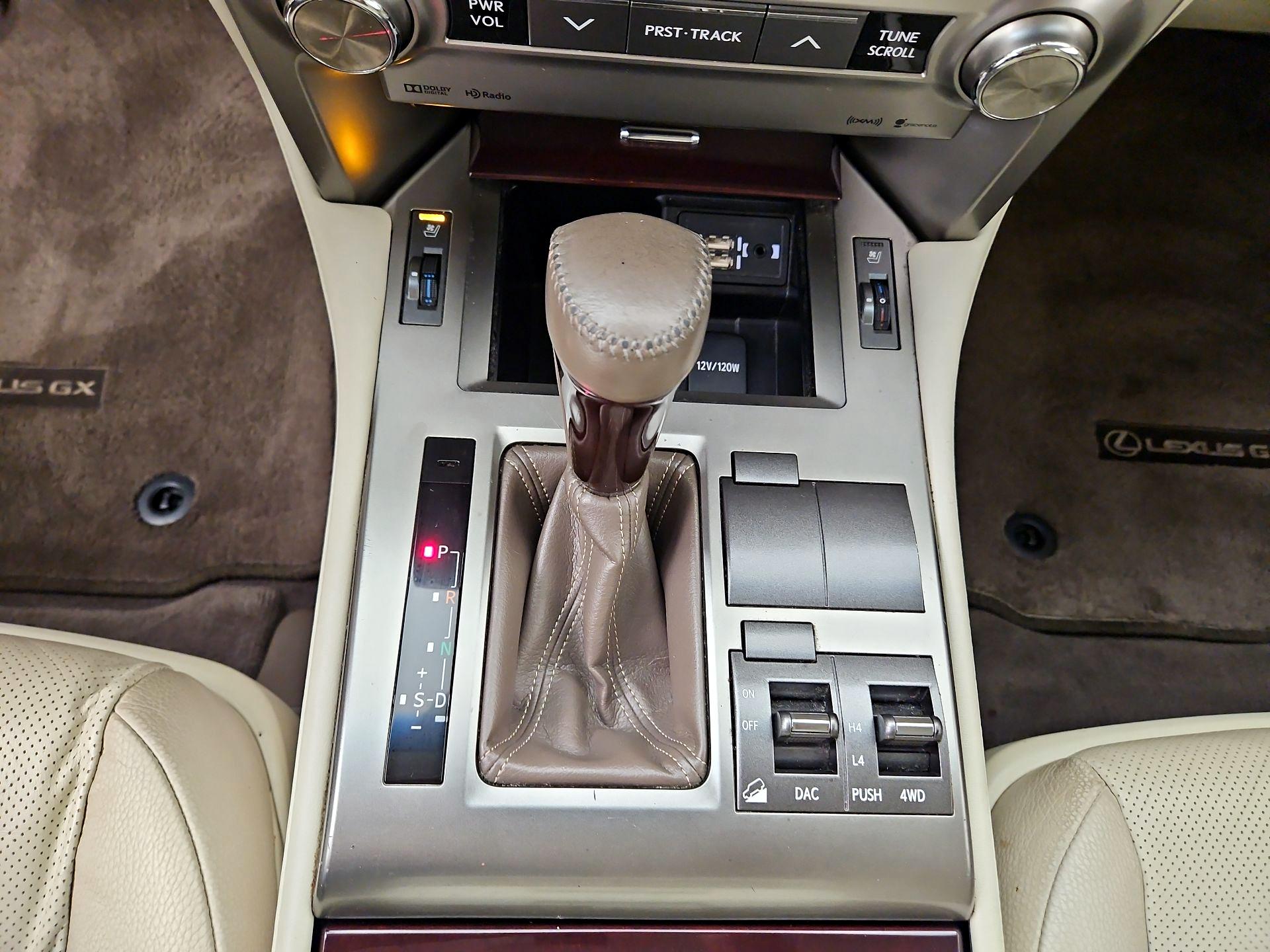 Thumbnail: 2019 Lexus GX - 18