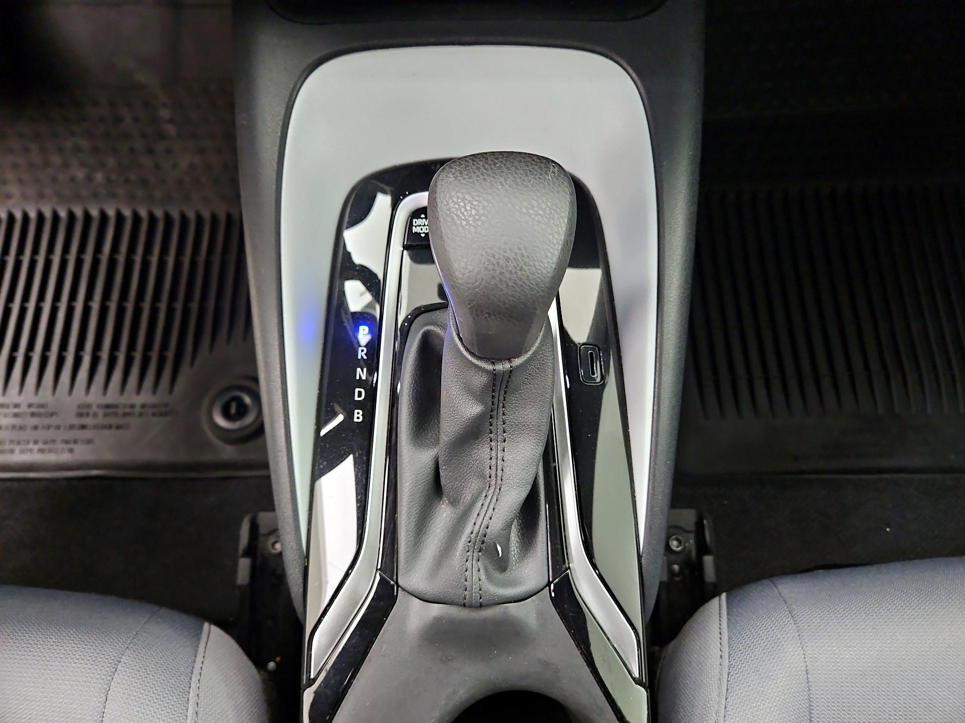 Thumbnail: 2023 Toyota Corolla - 17