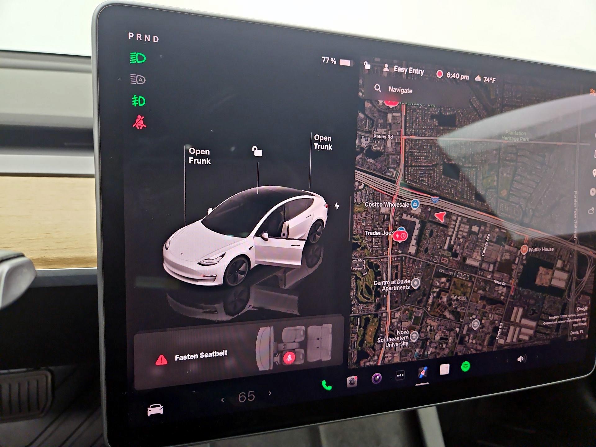 Thumbnail: 2022 Tesla Model 3 - 13