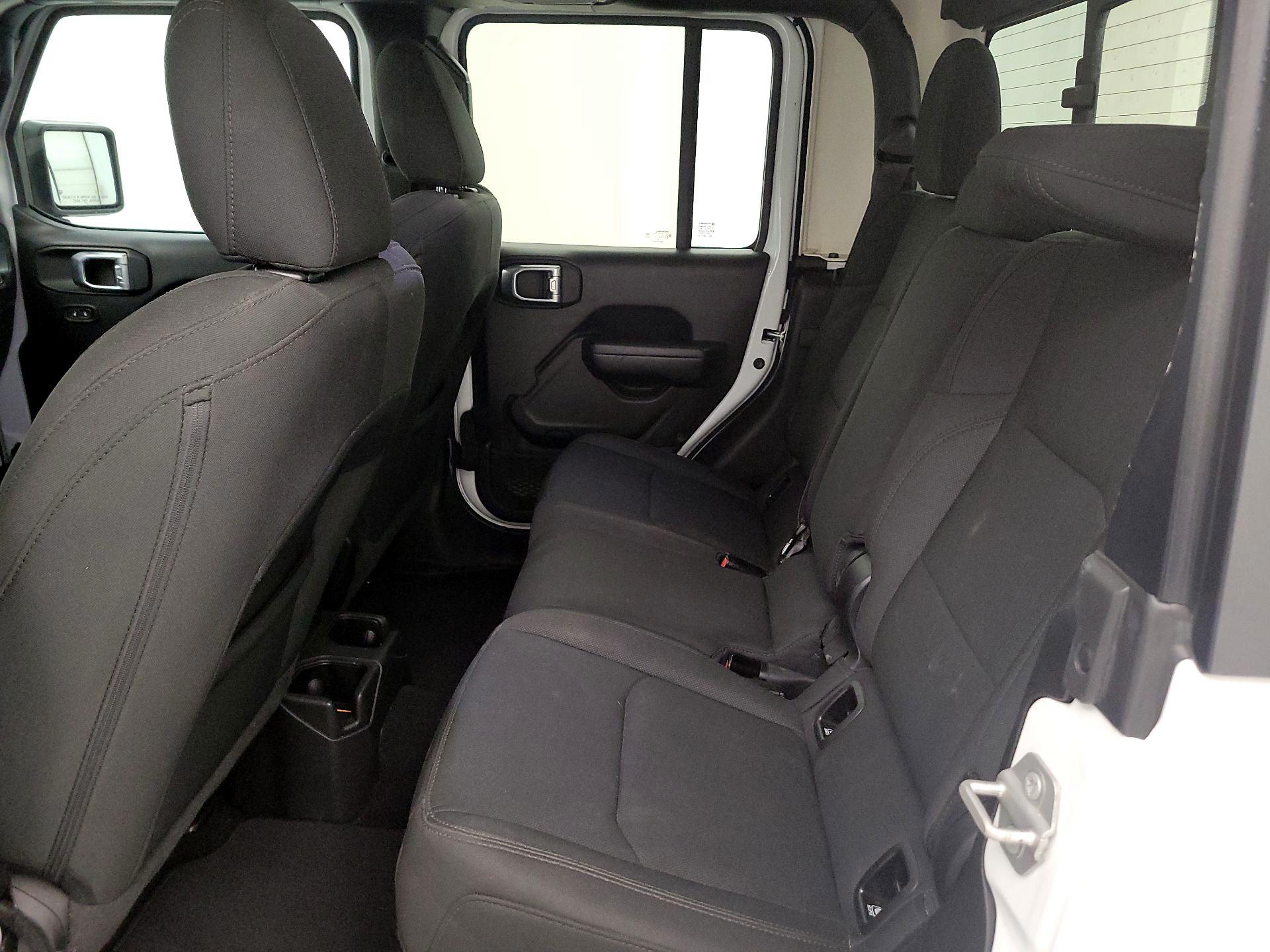 Thumbnail: 2022 Jeep Gladiator - 19