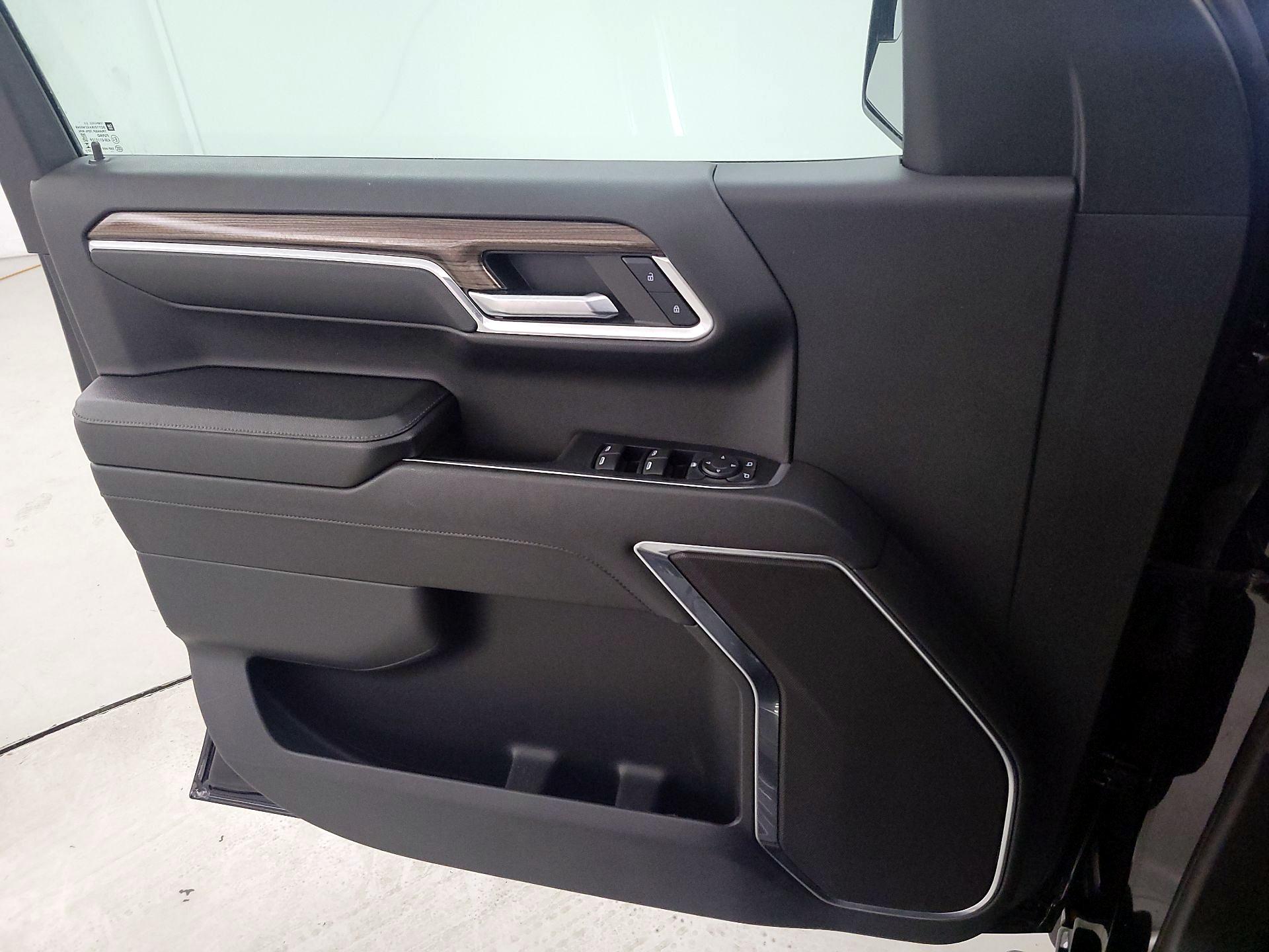 Thumbnail: 2024 Chevrolet Silverado 1500 - 12