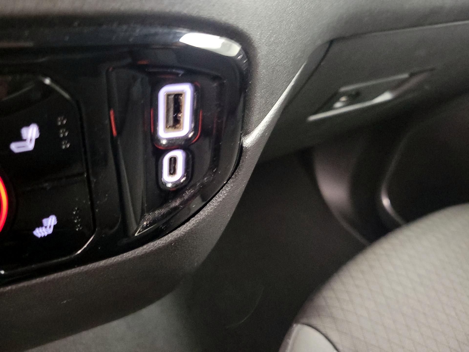 Thumbnail: 2024 Chevrolet Silverado 1500 - 17