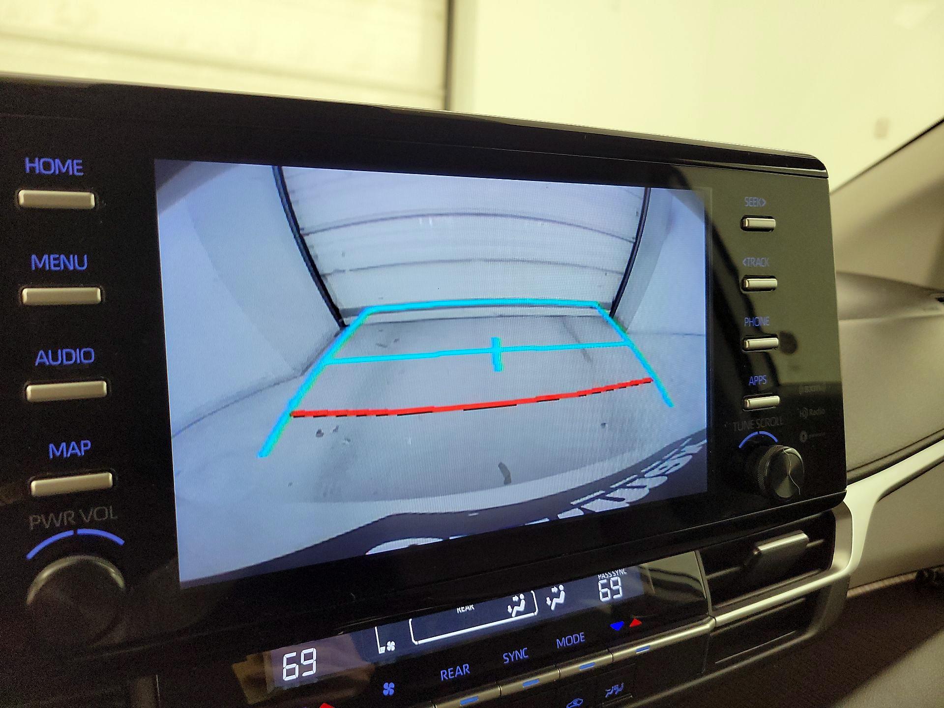 Thumbnail: 2024 Toyota Sienna - 13