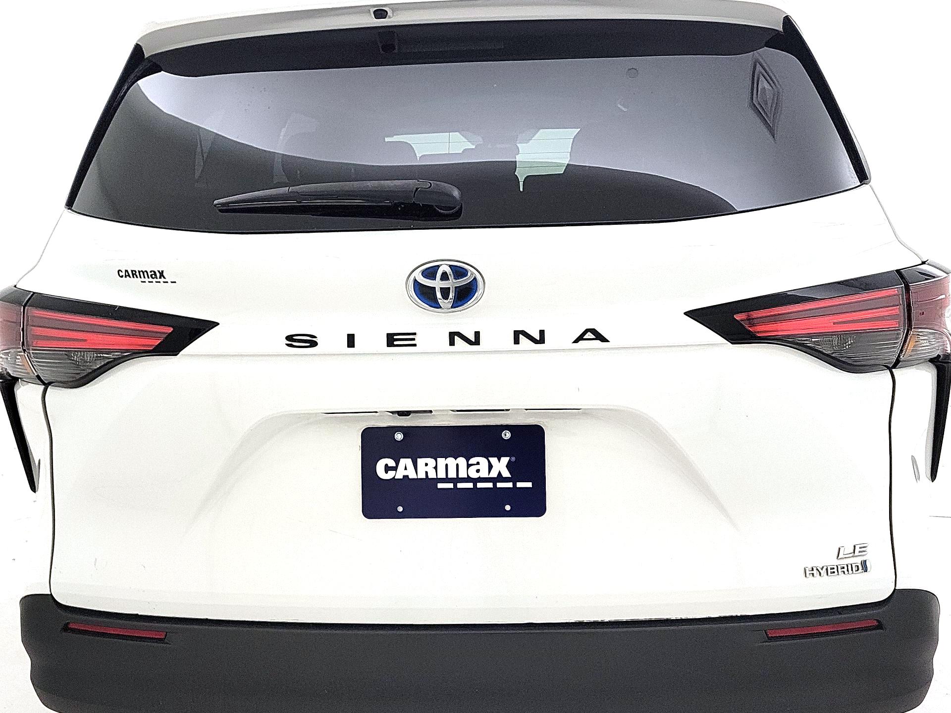 Thumbnail: 2024 Toyota Sienna - 6