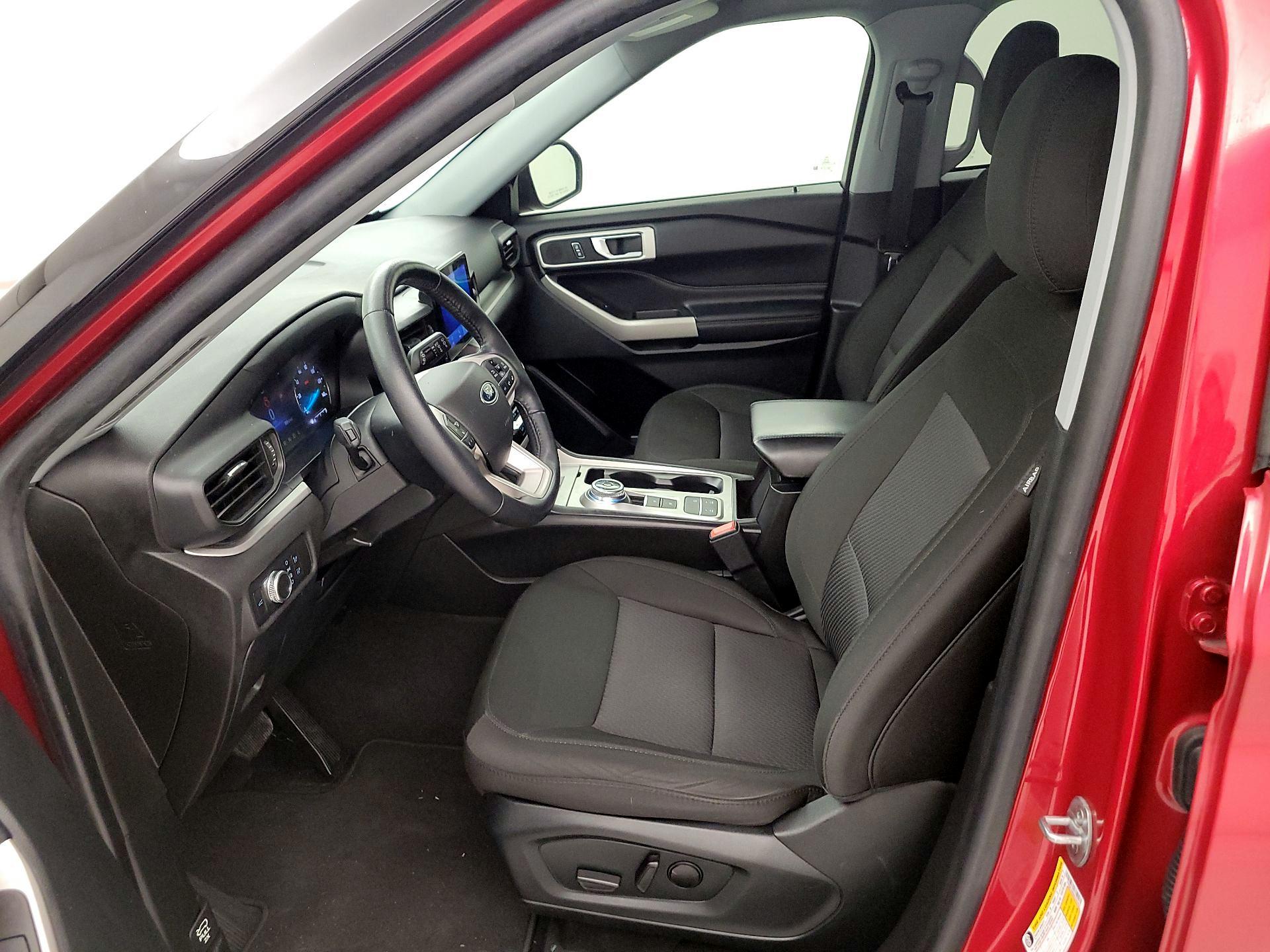 Thumbnail: 2022 Ford Explorer - 11