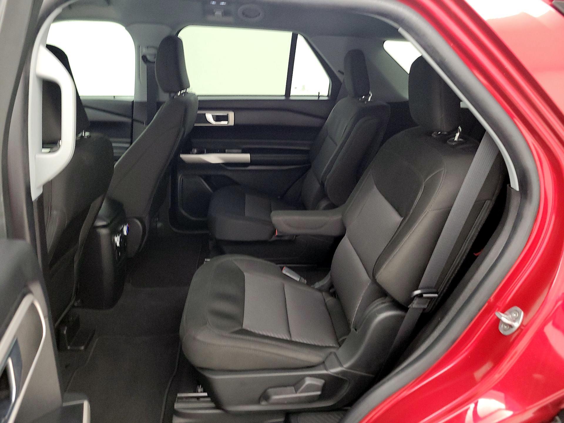 Thumbnail: 2022 Ford Explorer - 19