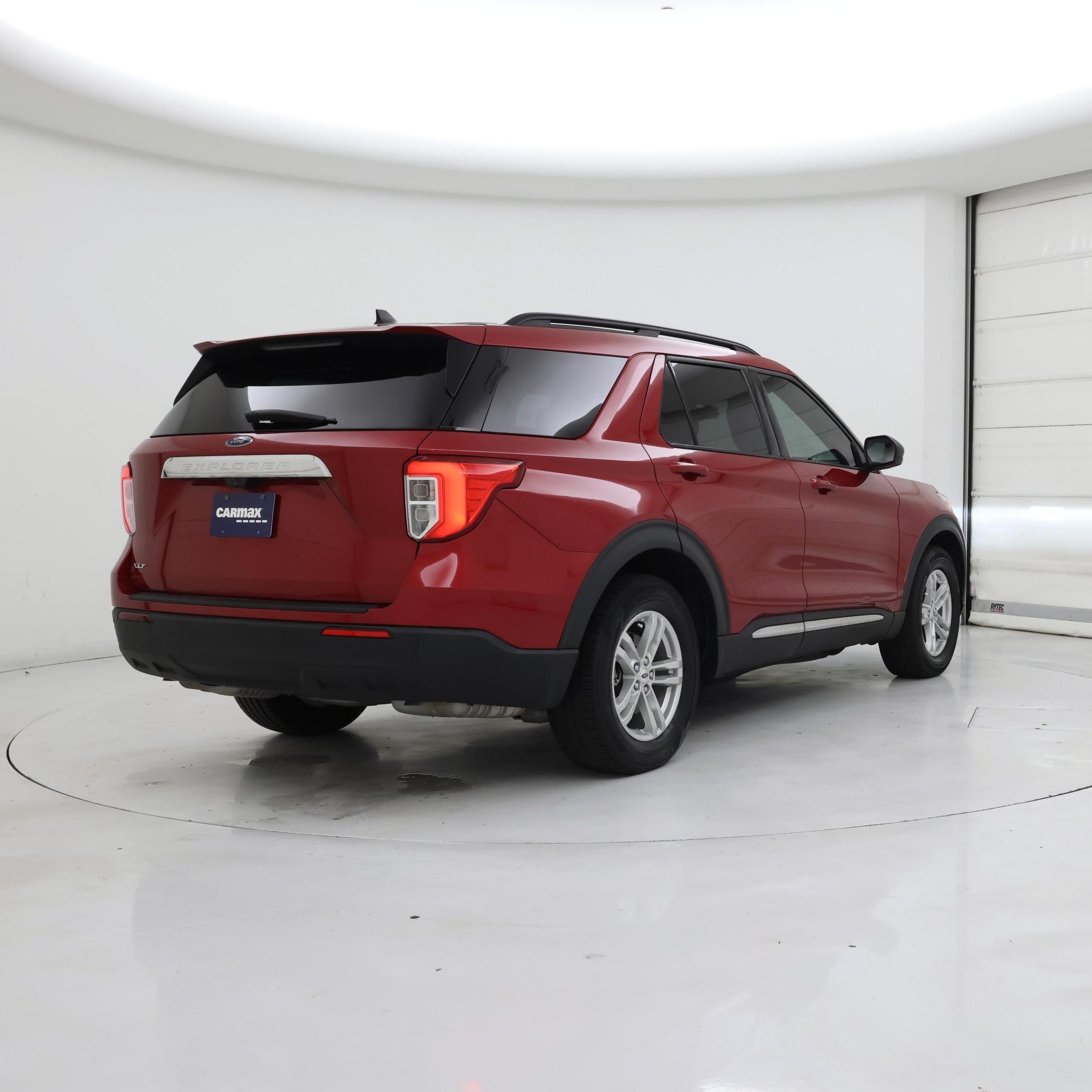 Thumbnail: 2022 Ford Explorer - 8