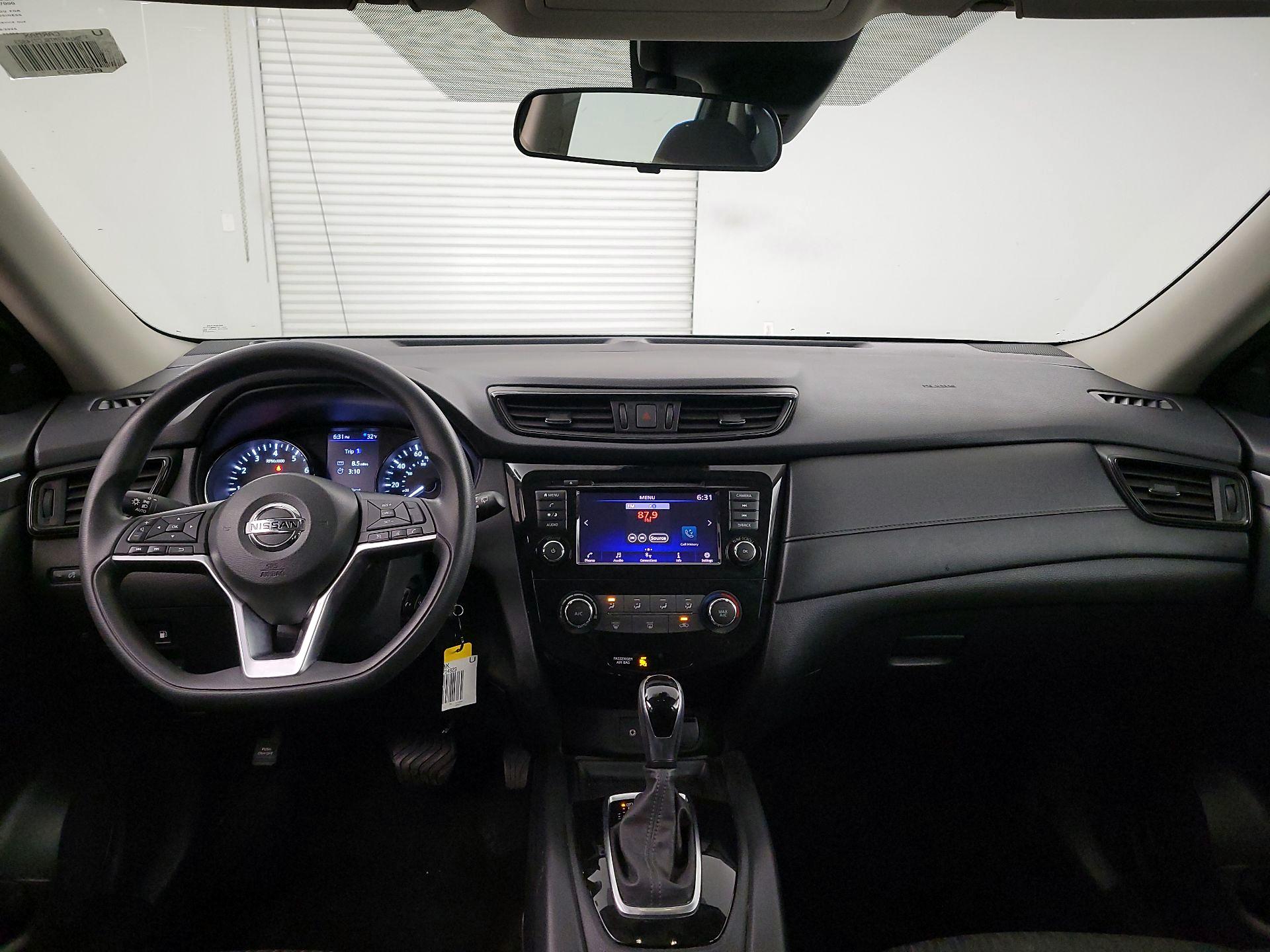 Thumbnail: 2020 Nissan Rogue - 9