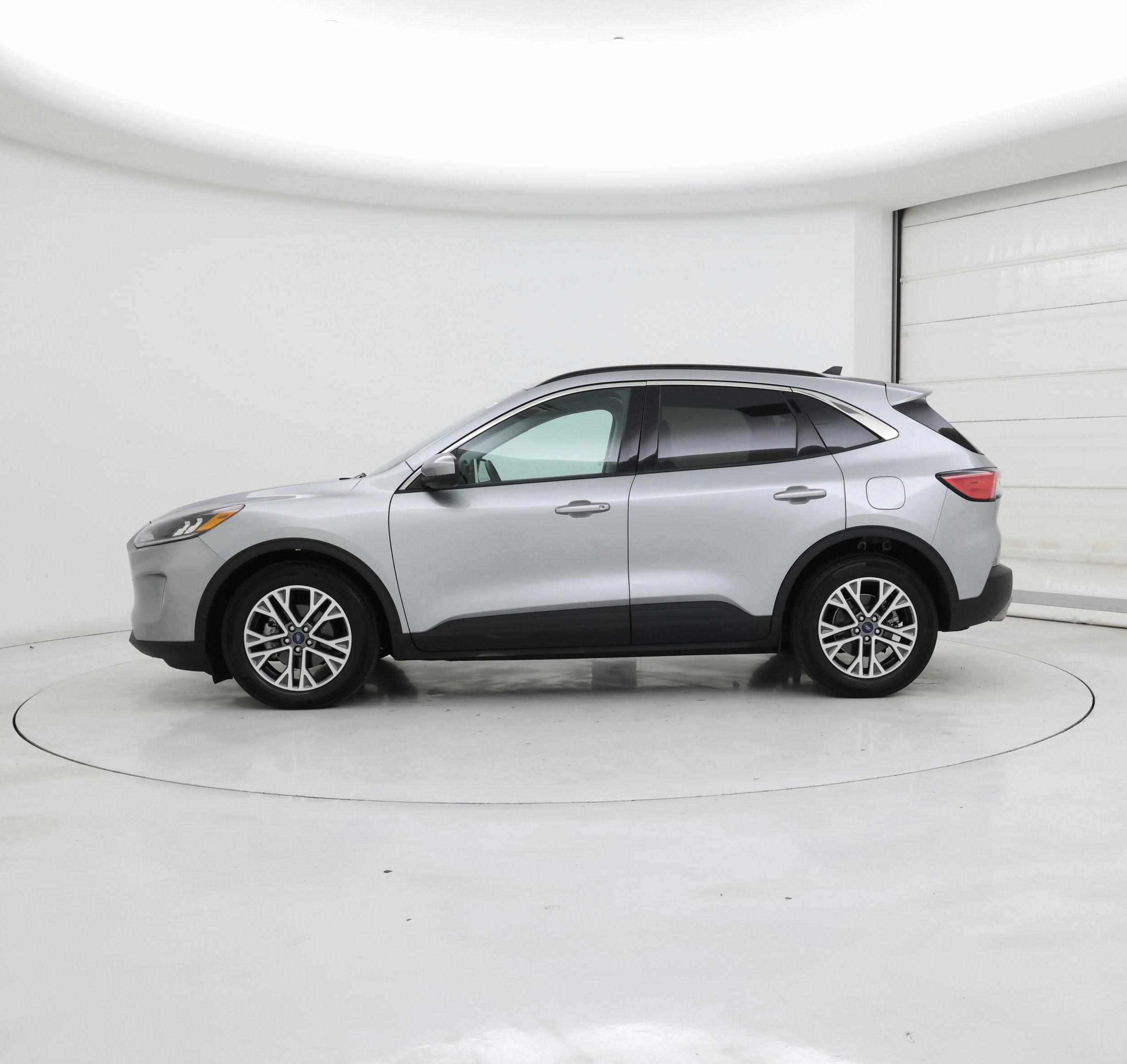 Thumbnail: 2022 Ford Escape - 3