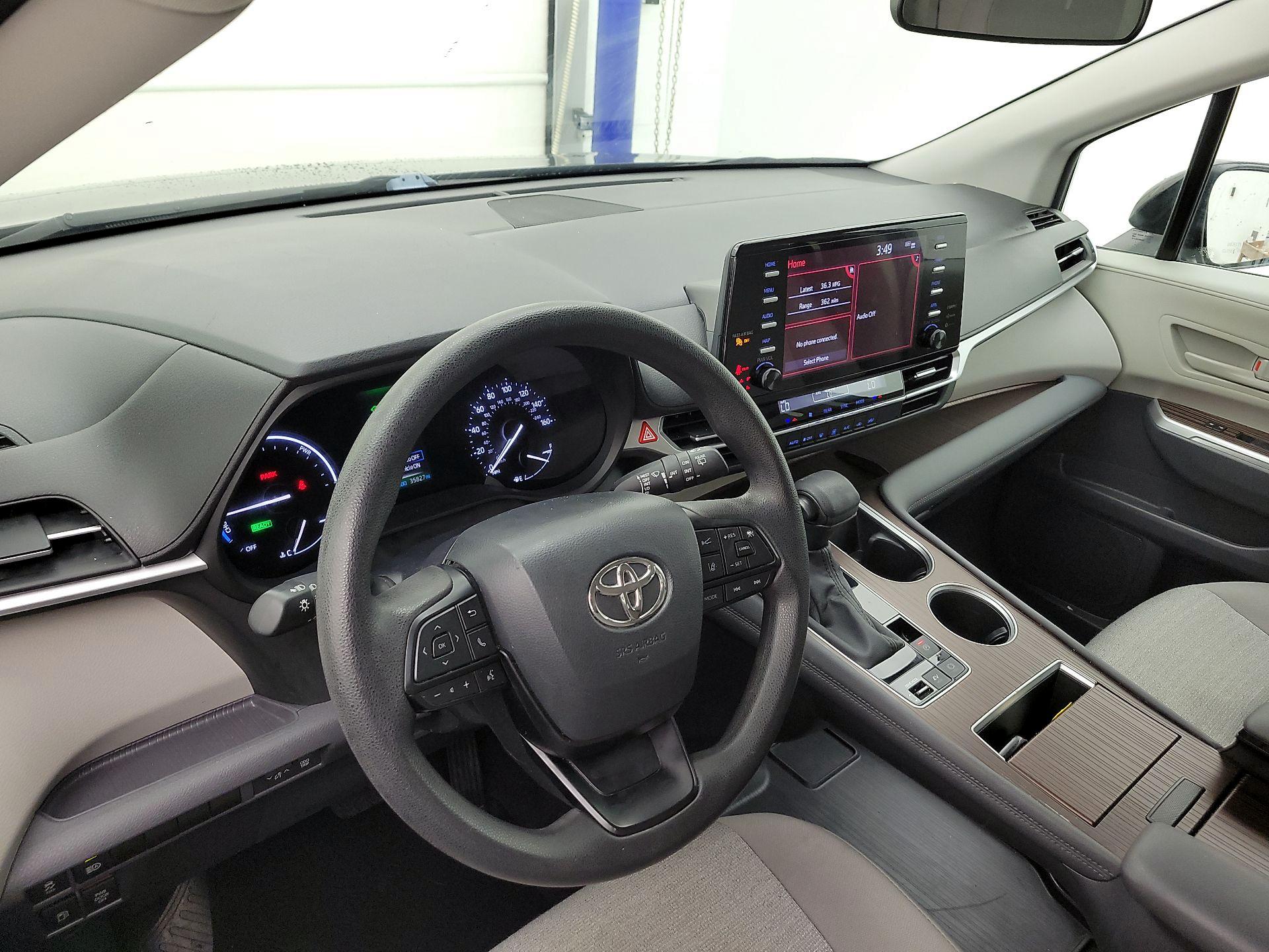 Thumbnail: 2024 Toyota Sienna - 9