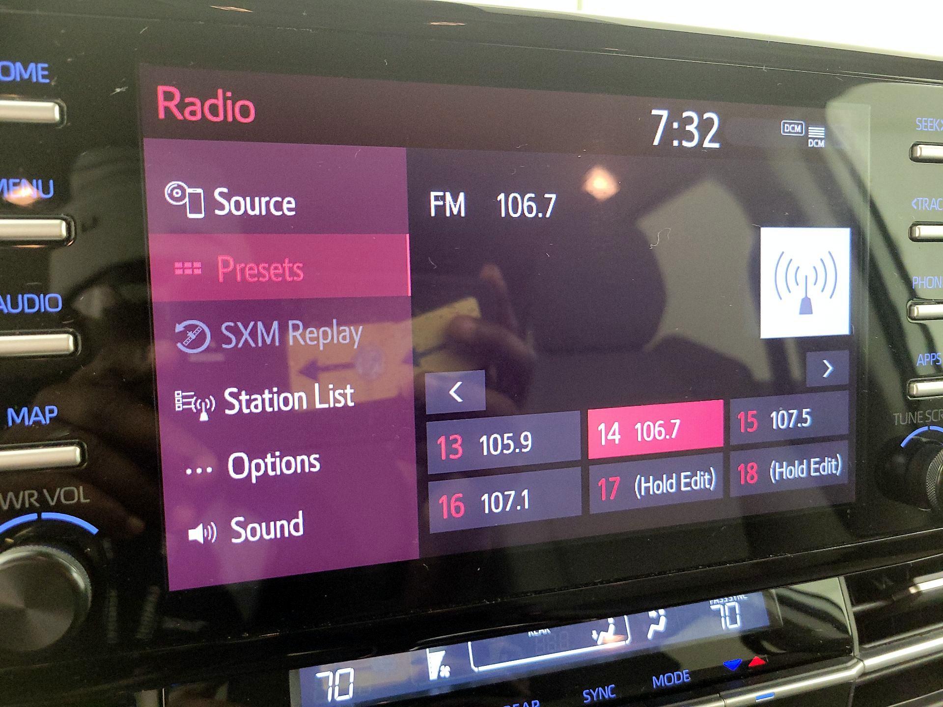 Thumbnail: 2024 Toyota Sienna - 15