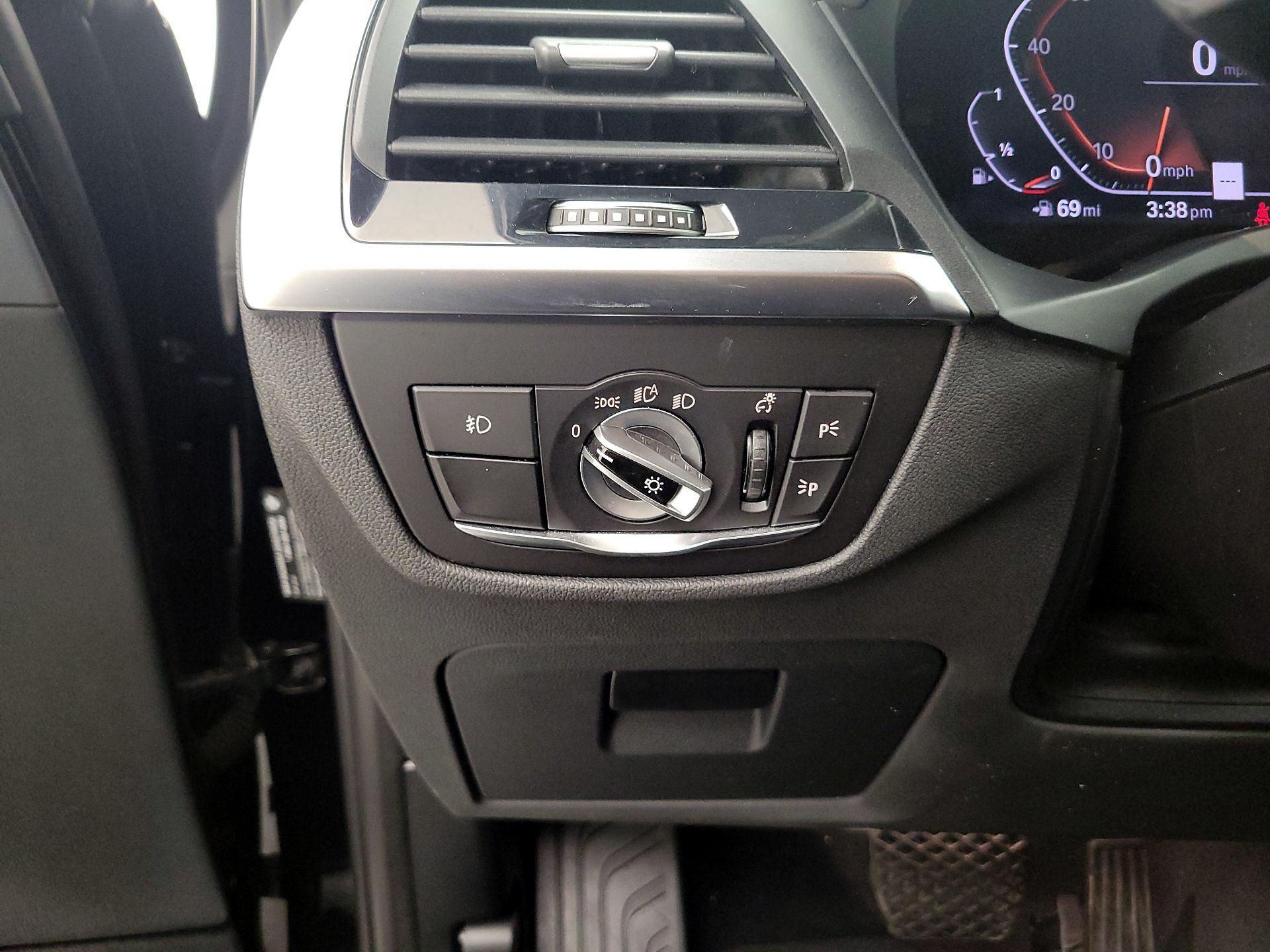 Thumbnail: 2020 BMW X3 - 13