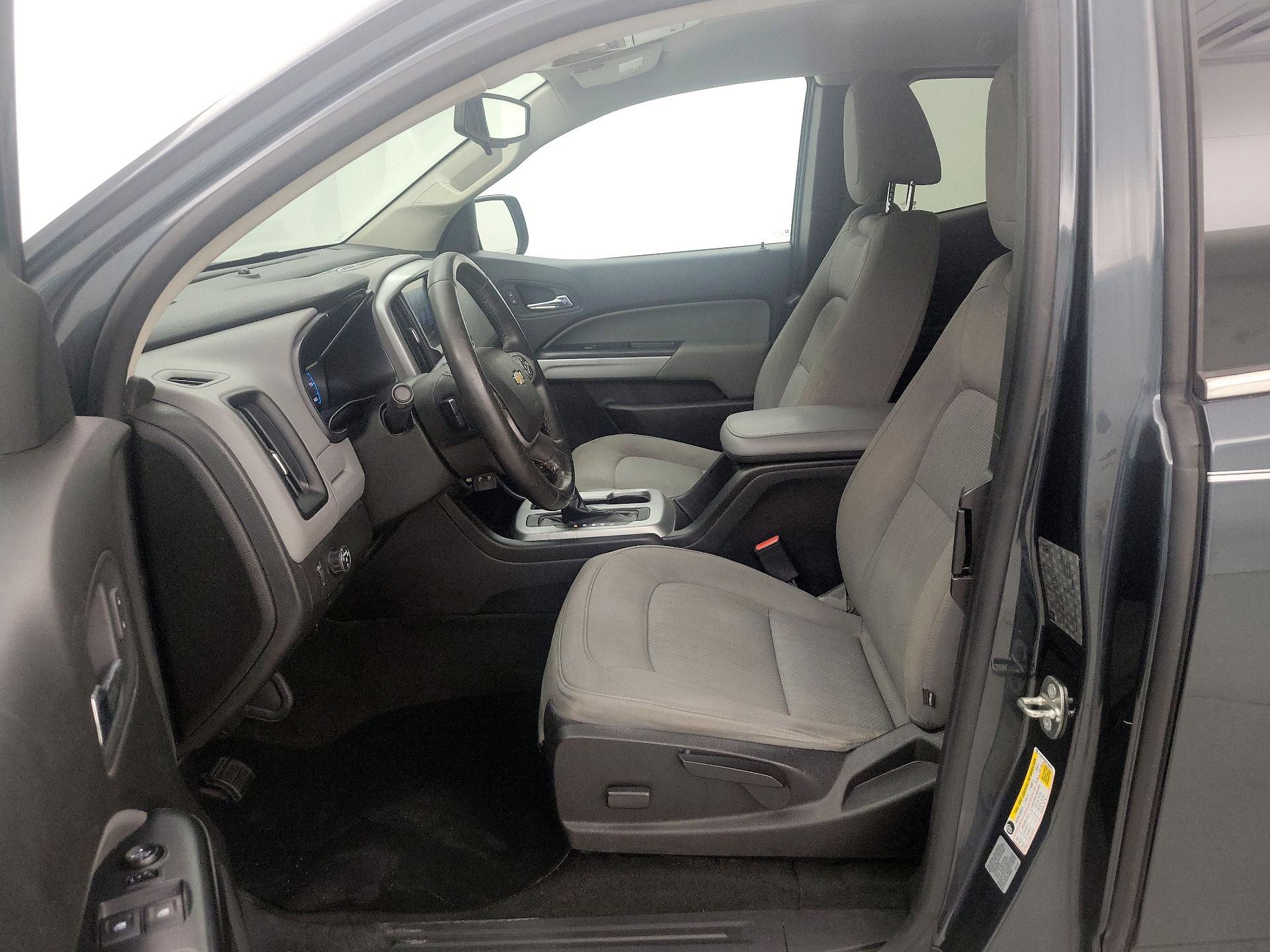 Thumbnail: 2017 Chevrolet Colorado - 11