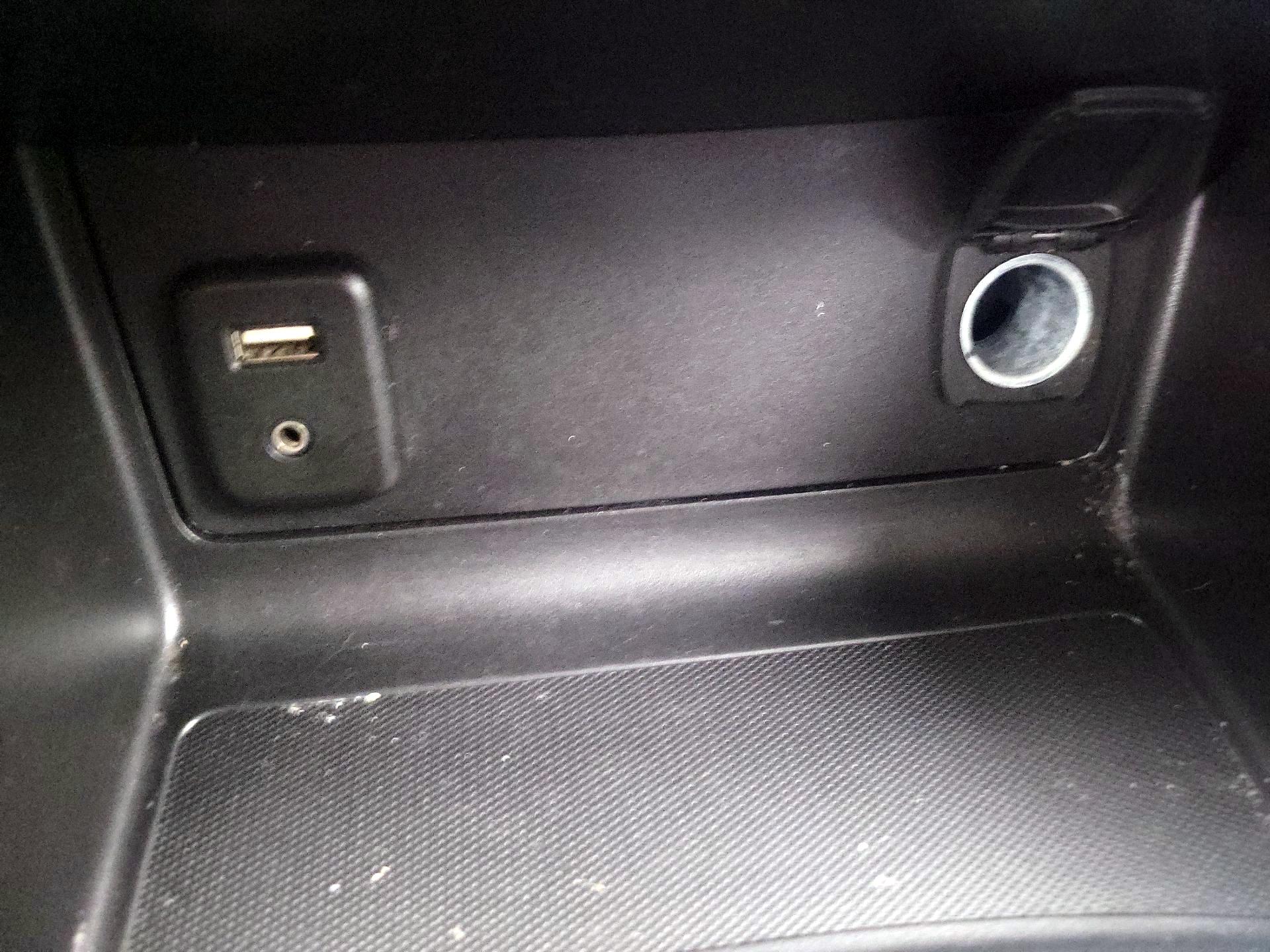 Thumbnail: 2017 Chevrolet Colorado - 18