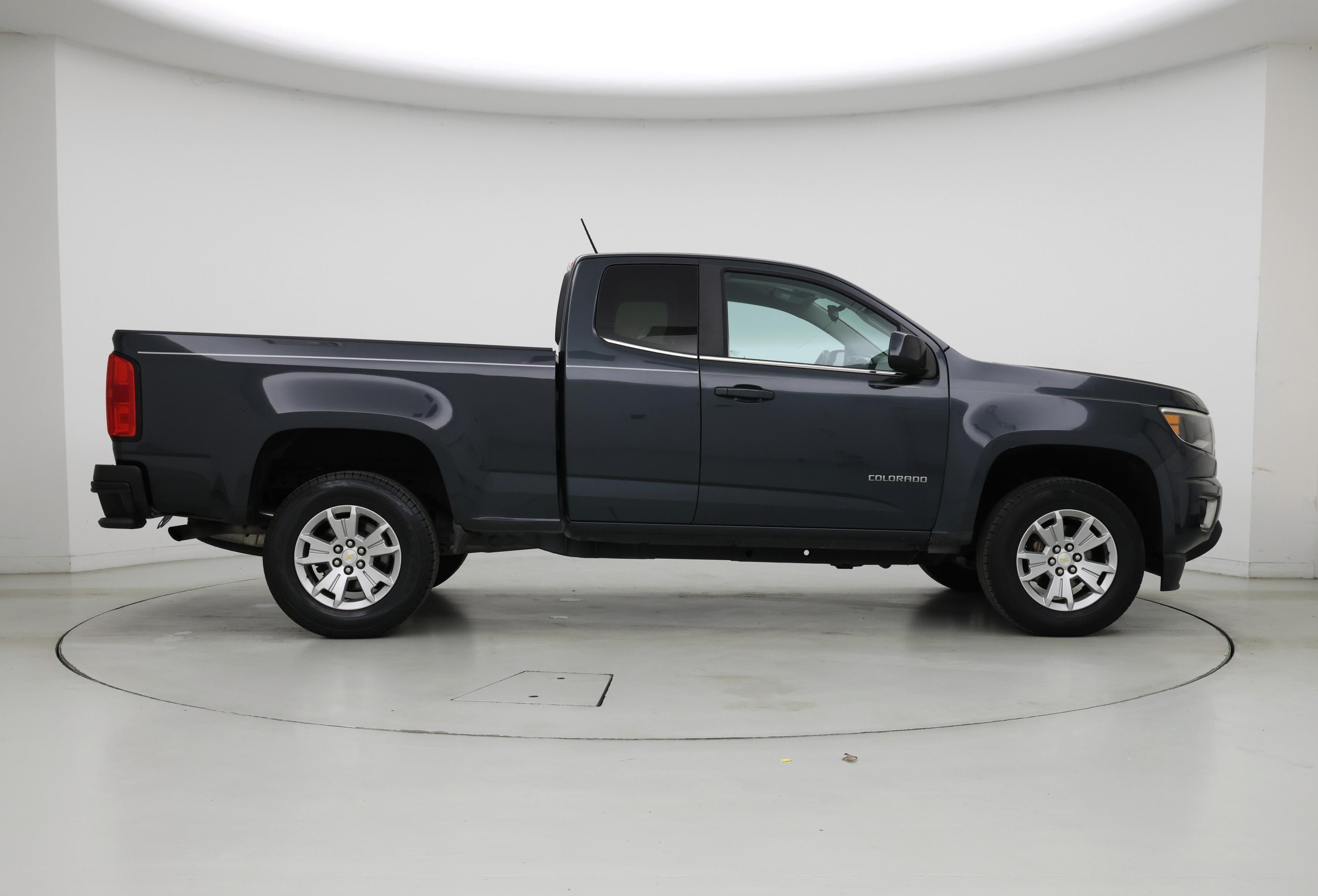 Thumbnail: 2017 Chevrolet Colorado - 7