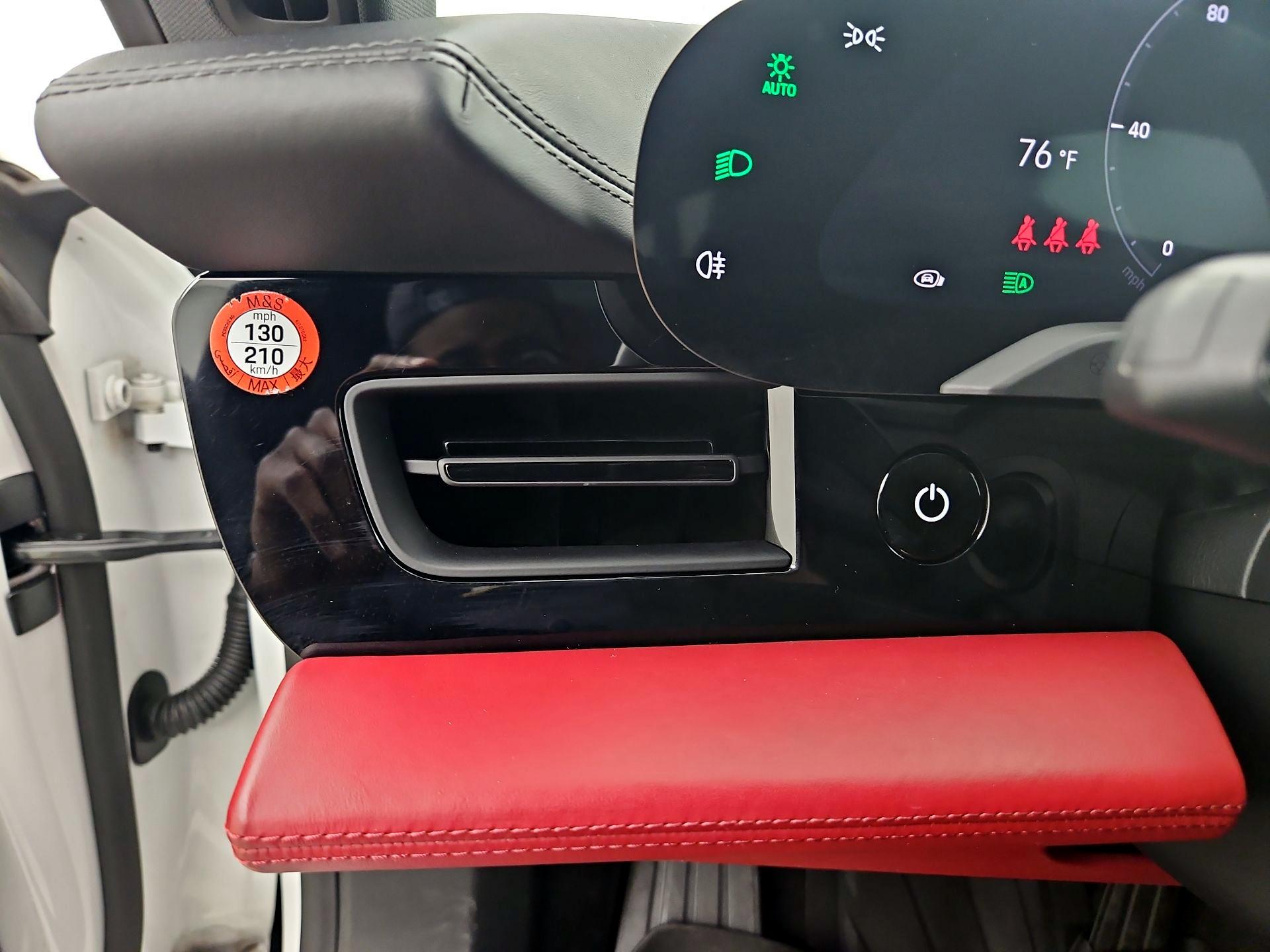 Thumbnail: 2021 Porsche Taycan - 13