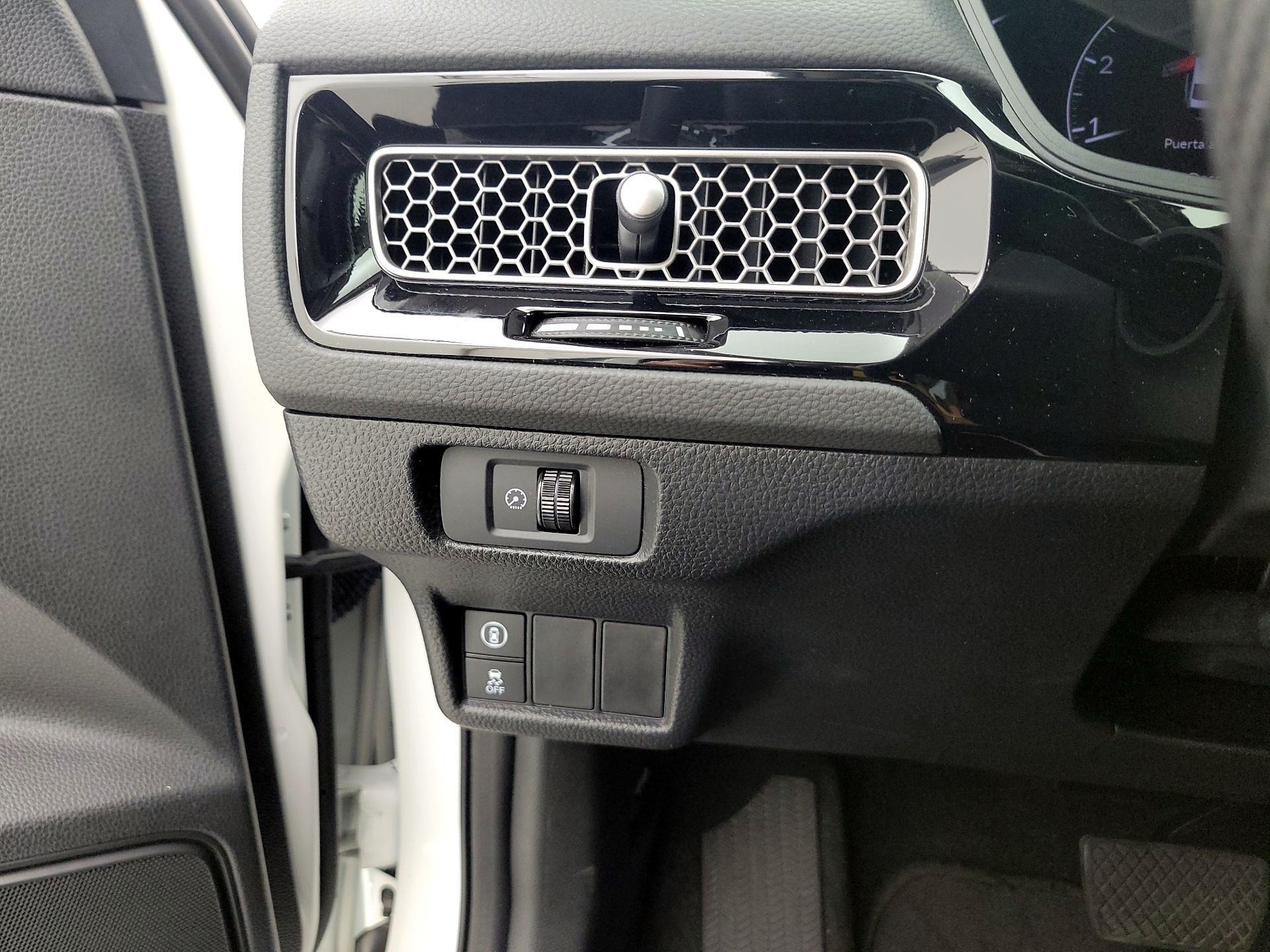 Thumbnail: 2023 Honda Civic - 13