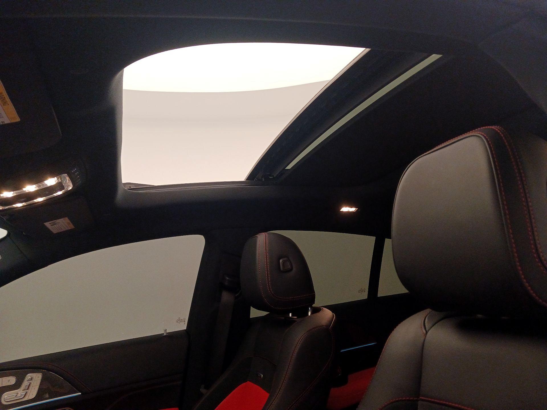 Thumbnail: 2022 Mercedes-Benz GLE - 19