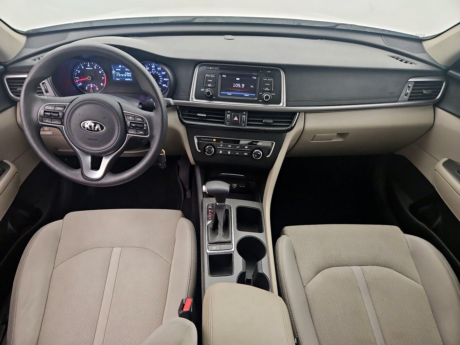 Thumbnail: 2017 Kia Optima - 9