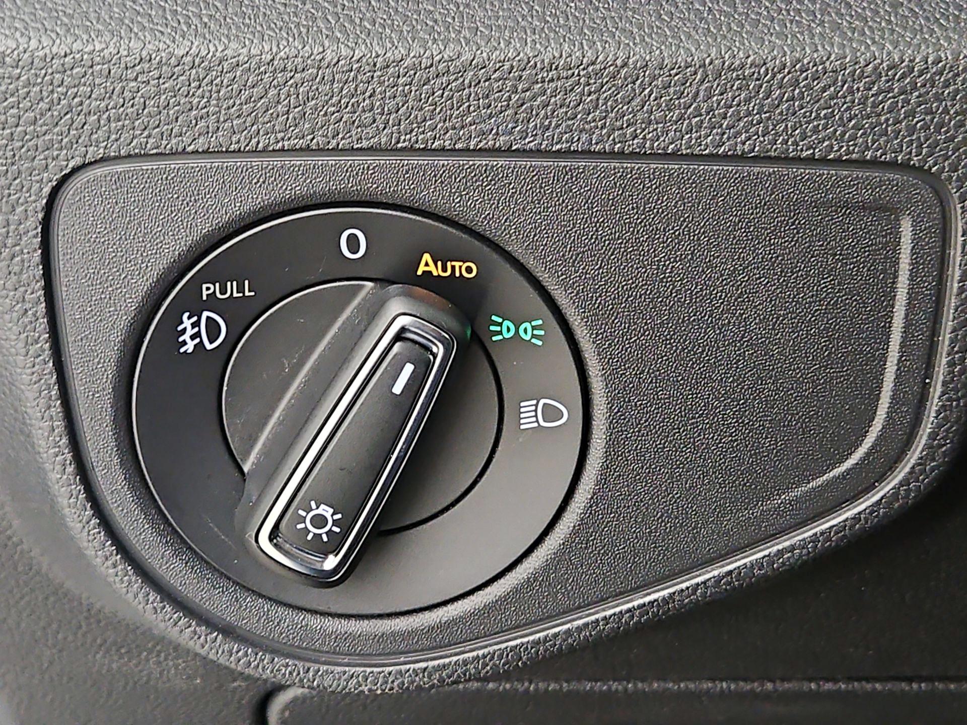 Thumbnail: 2018 Volkswagen Atlas - 13