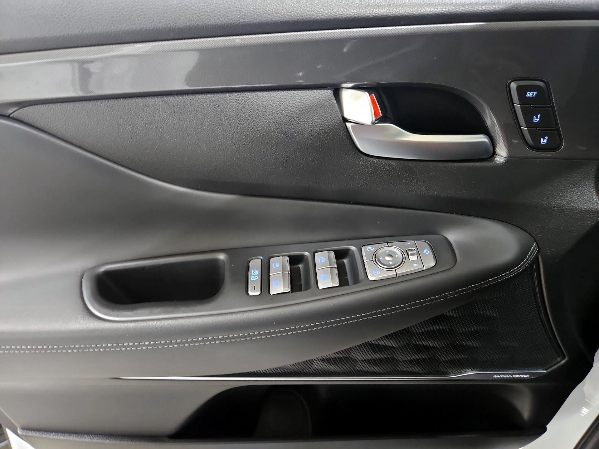 Thumbnail: 2023 Hyundai Santa Fe - 12