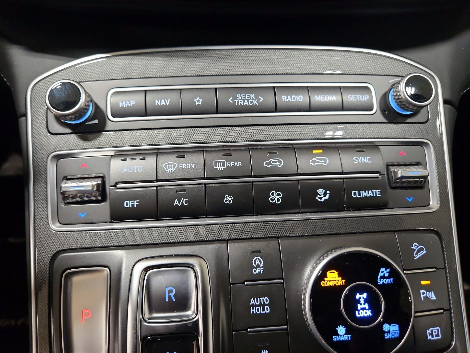 Thumbnail: 2023 Hyundai Santa Fe - 17