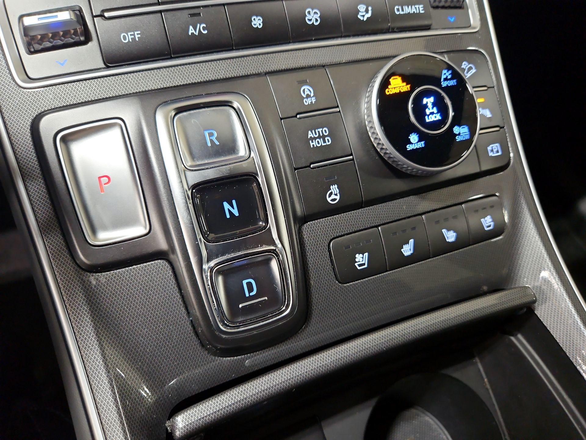 Thumbnail: 2023 Hyundai Santa Fe - 18